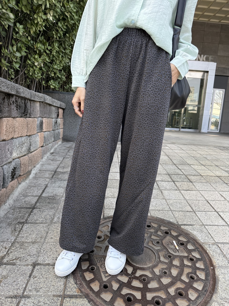 正韓低調灰系小豹紋鬆緊休閒褲