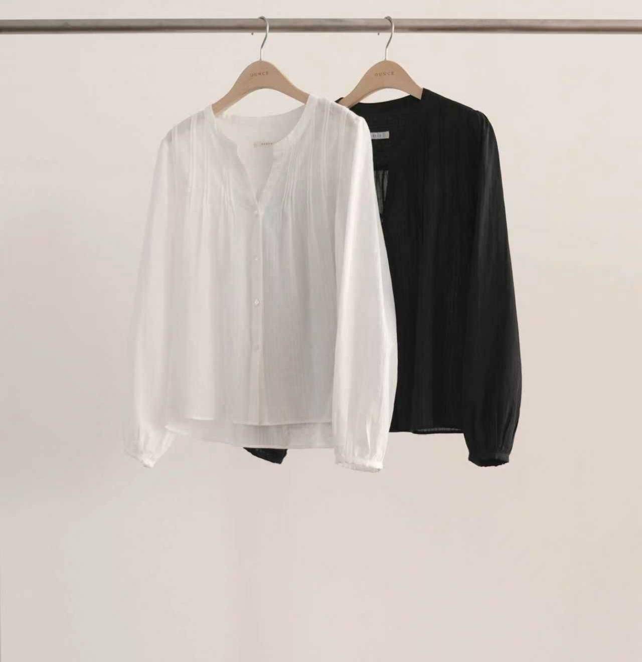 OU6054 開V壓褶上衣