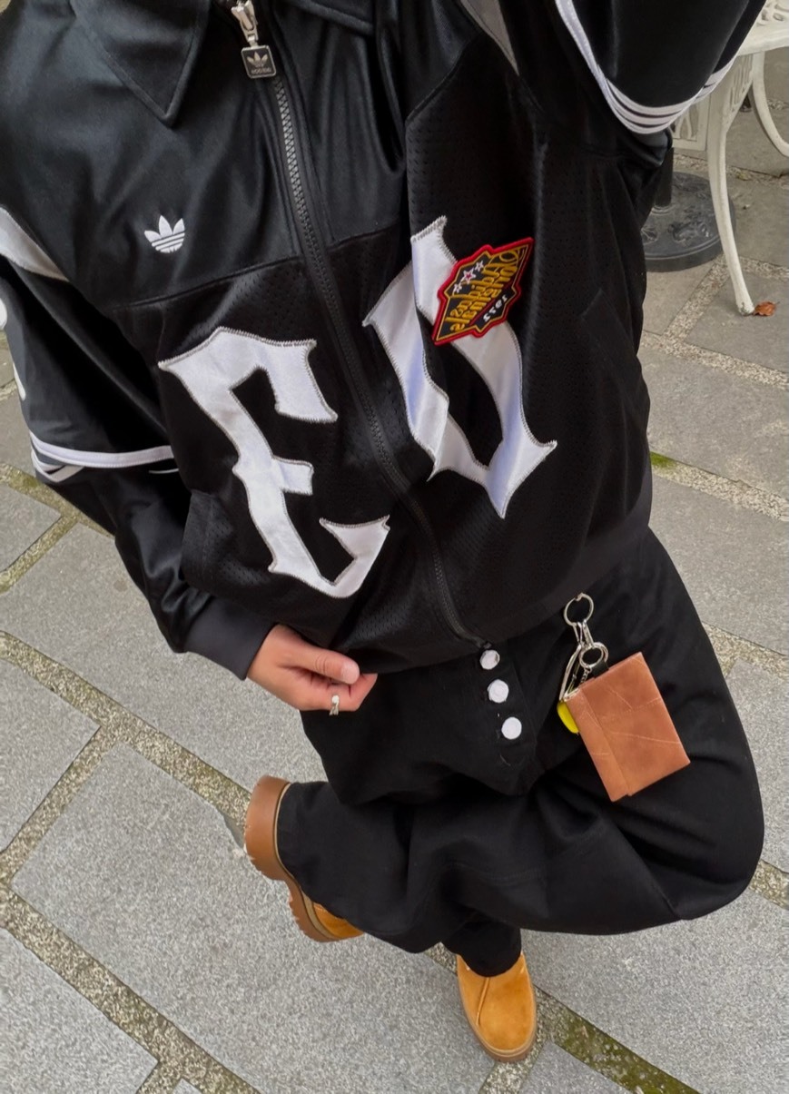 Adidas Originals OLD ENGLISH 美式 歌德字 拼接 立領外套 KS2891