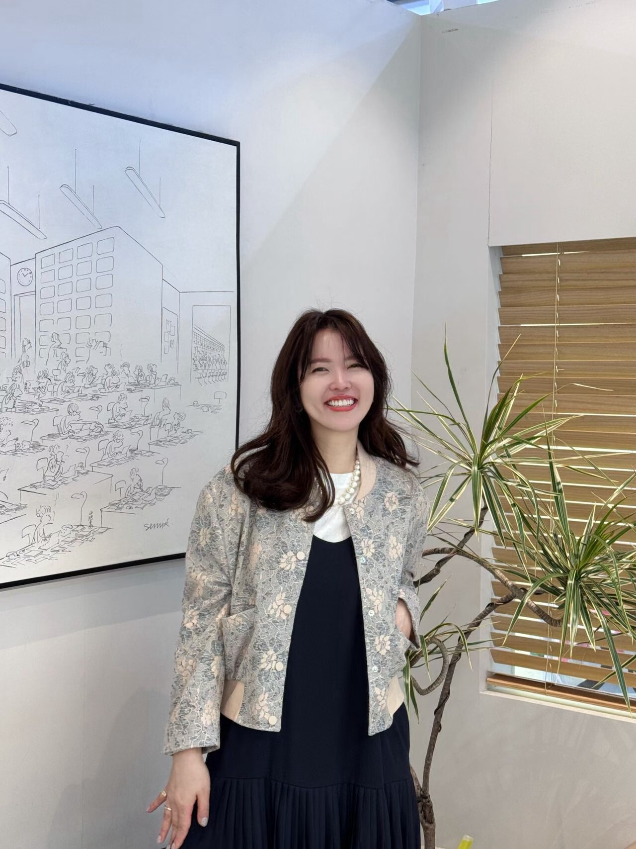 AB6014 蕾絲短版棒球外套