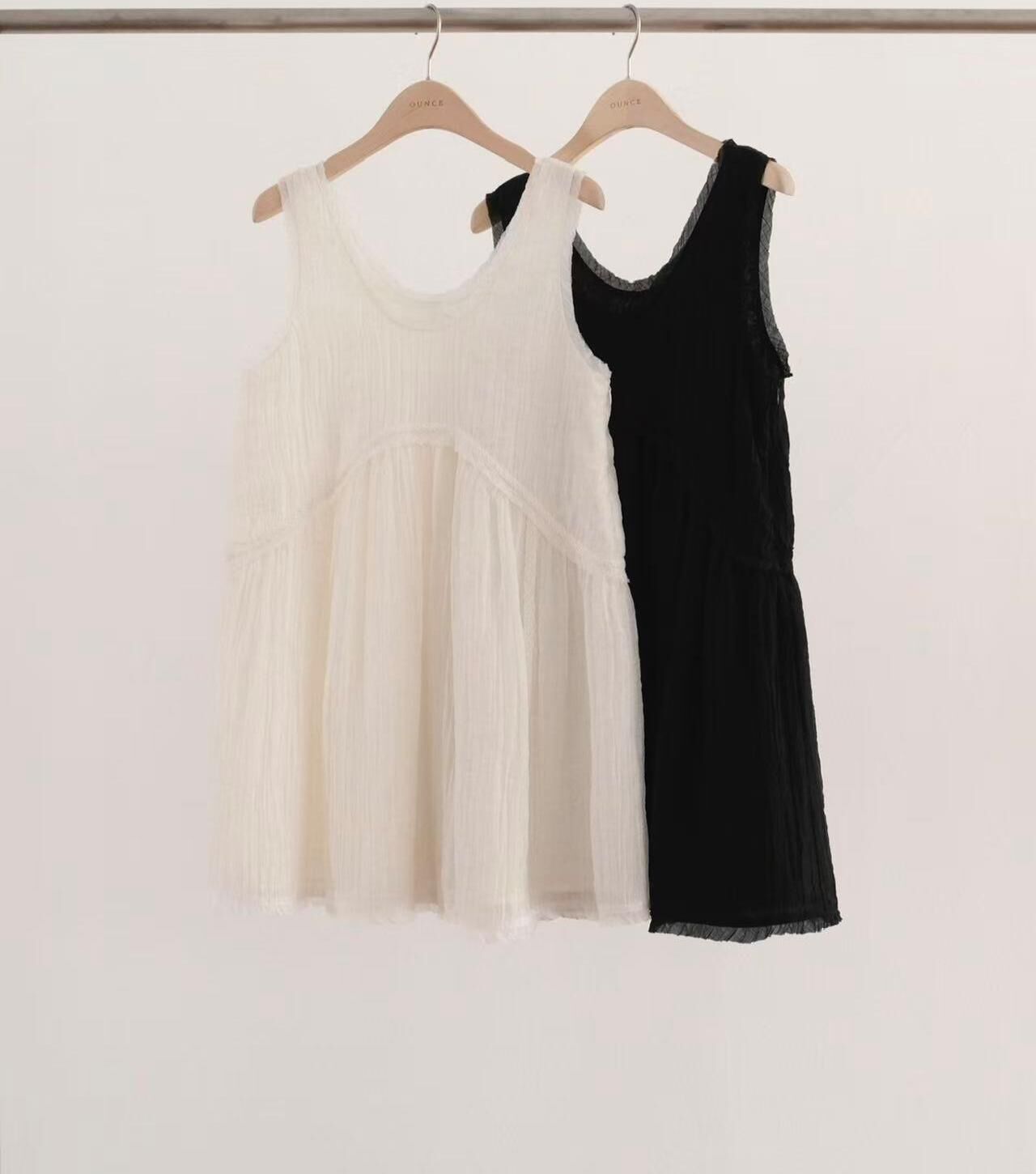 OU6070 紗料樹紋背心裙