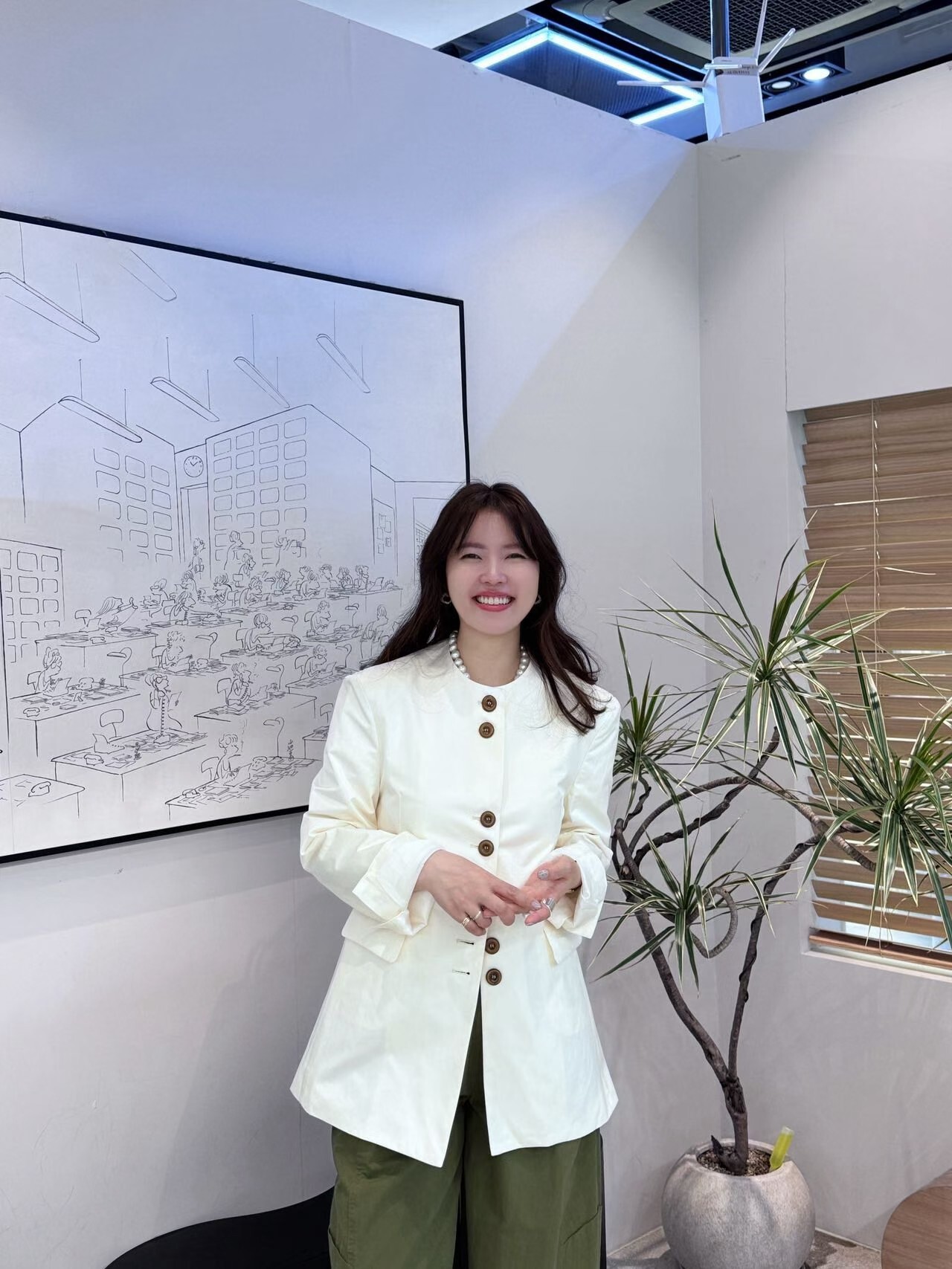 AB6062 圓領排扣中長外套