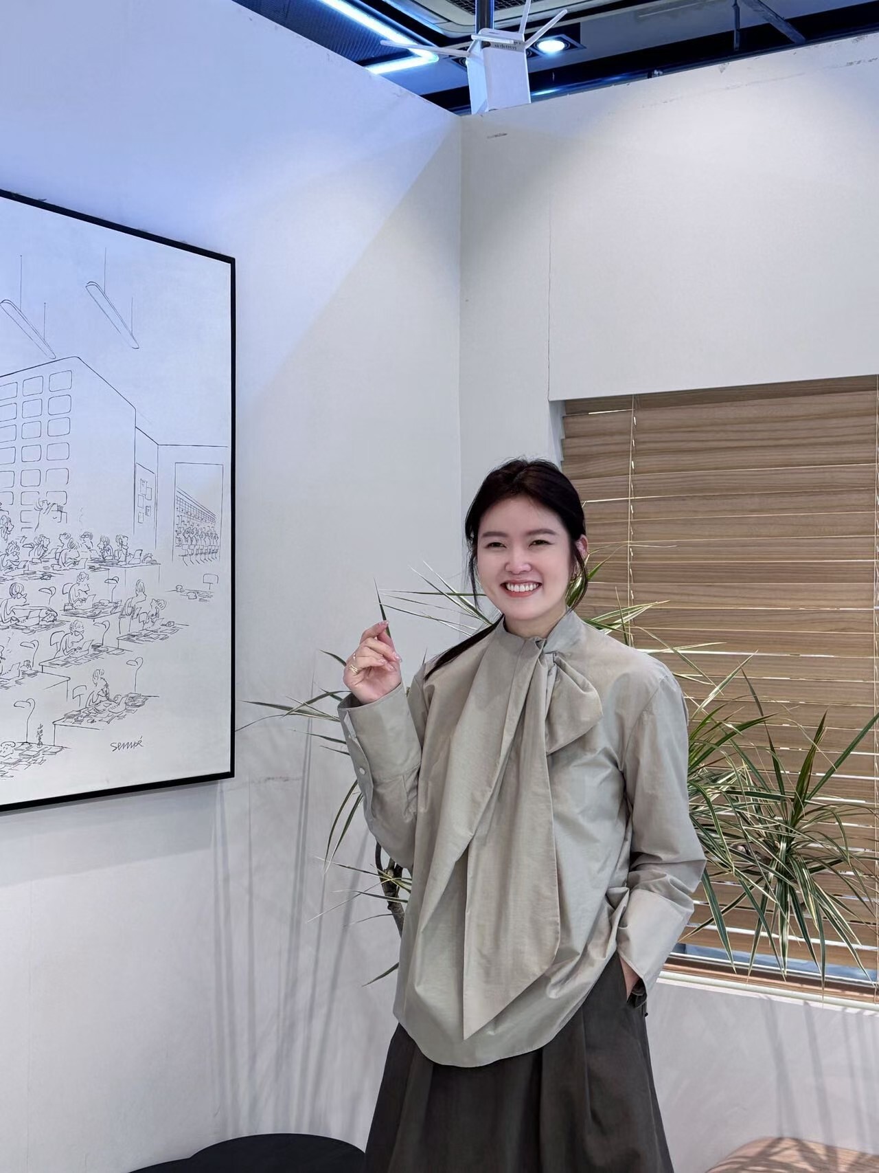 AB6015 蝴蝶結飄帶點綴襯衫