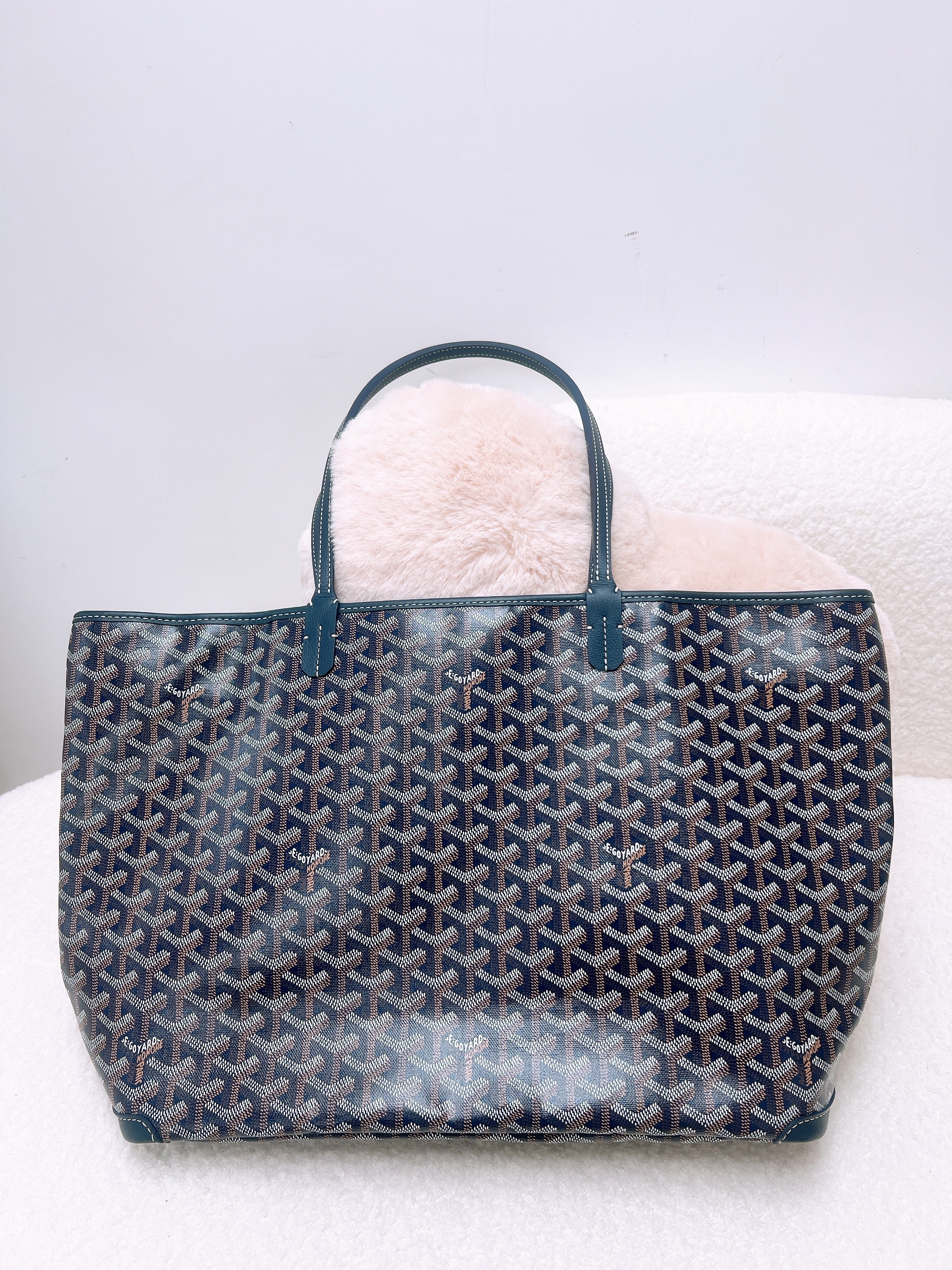 Goyard artois tote MM navy