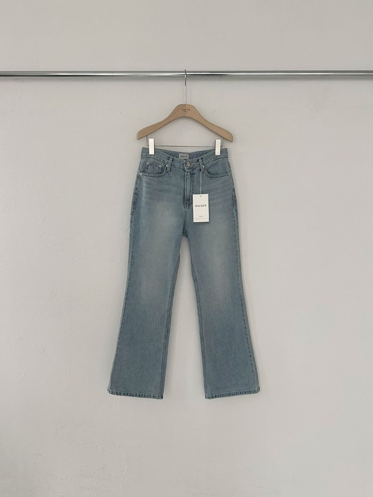 U01 微喇叭淺藍牛仔褲S/M/L