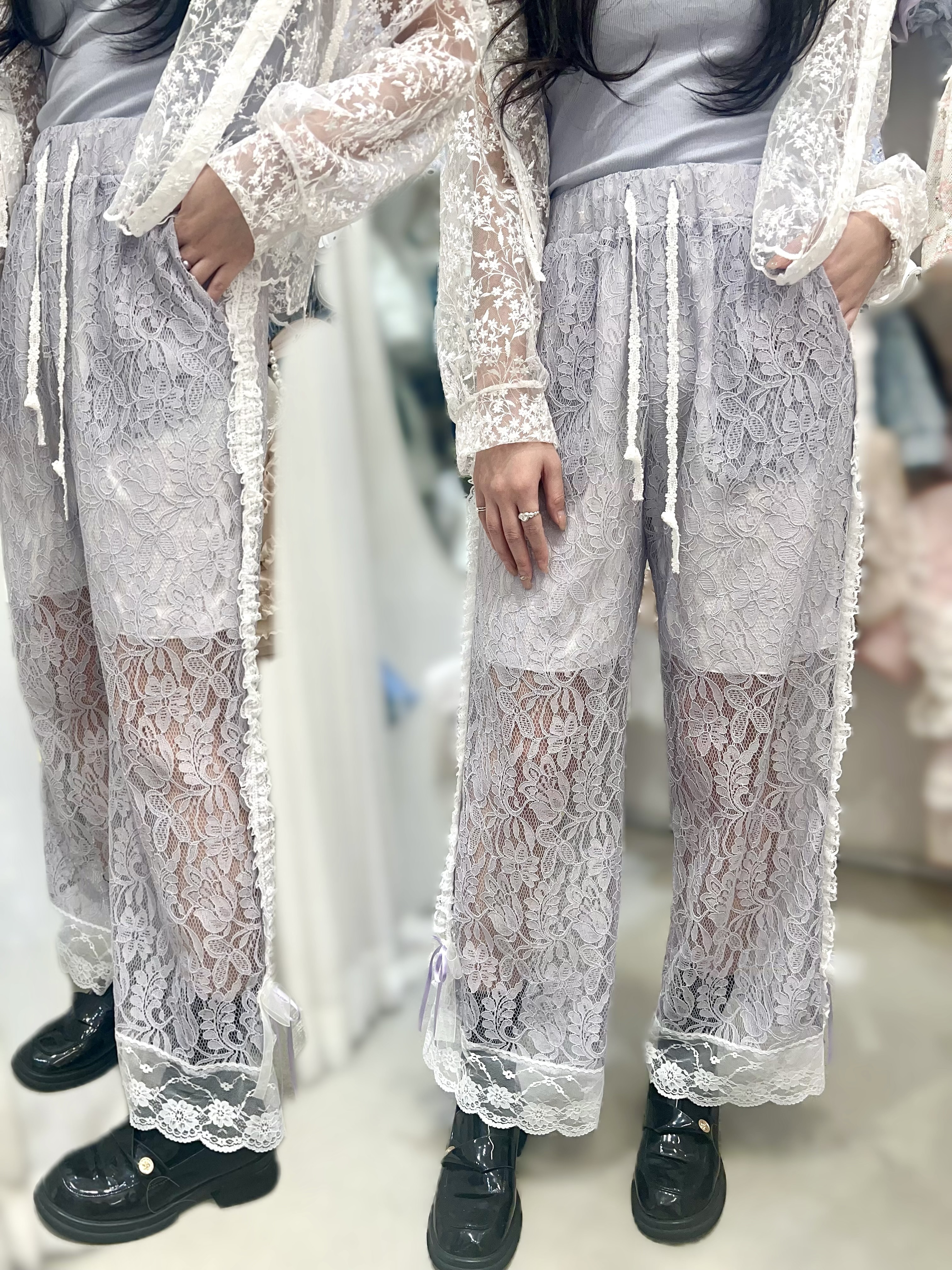 Y149   LACE褲 腰26-44 HIP51 長38.5 $459[一口價]