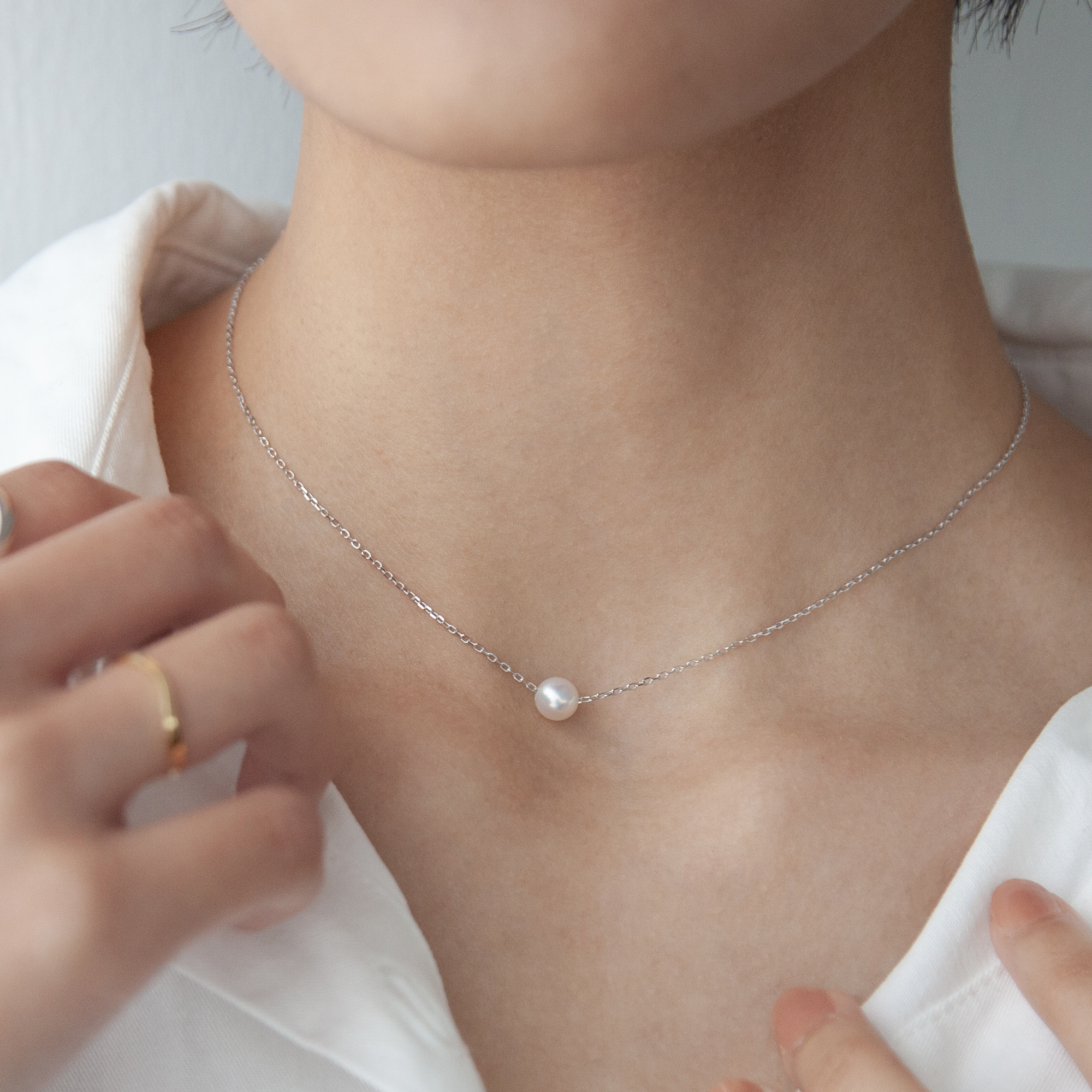 簡約的單顆天然珍珠純銀項鍊