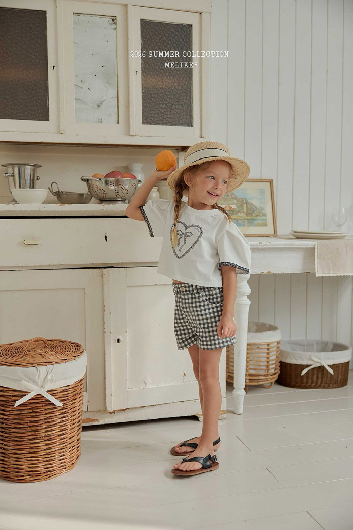 正韓夏MELIKEY 兩色愛心蝴蝶結澎澎上衣