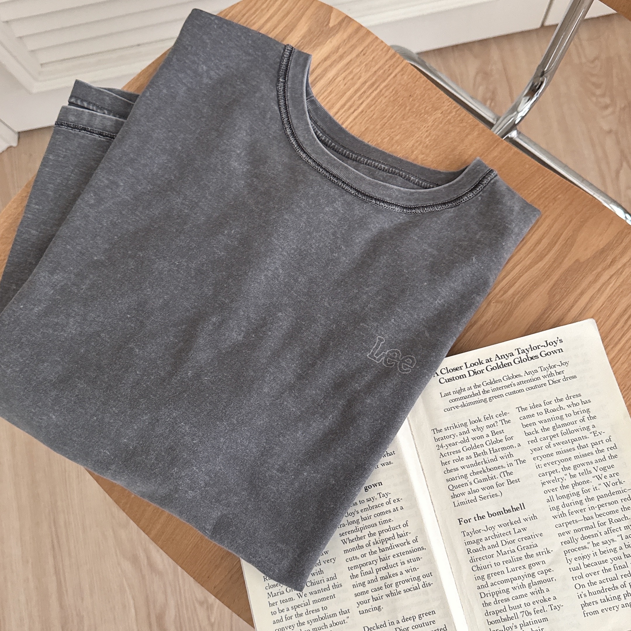 （現貨）韓牌 LEE 水洗 簍空logo 反車線 短T LE2602ST25