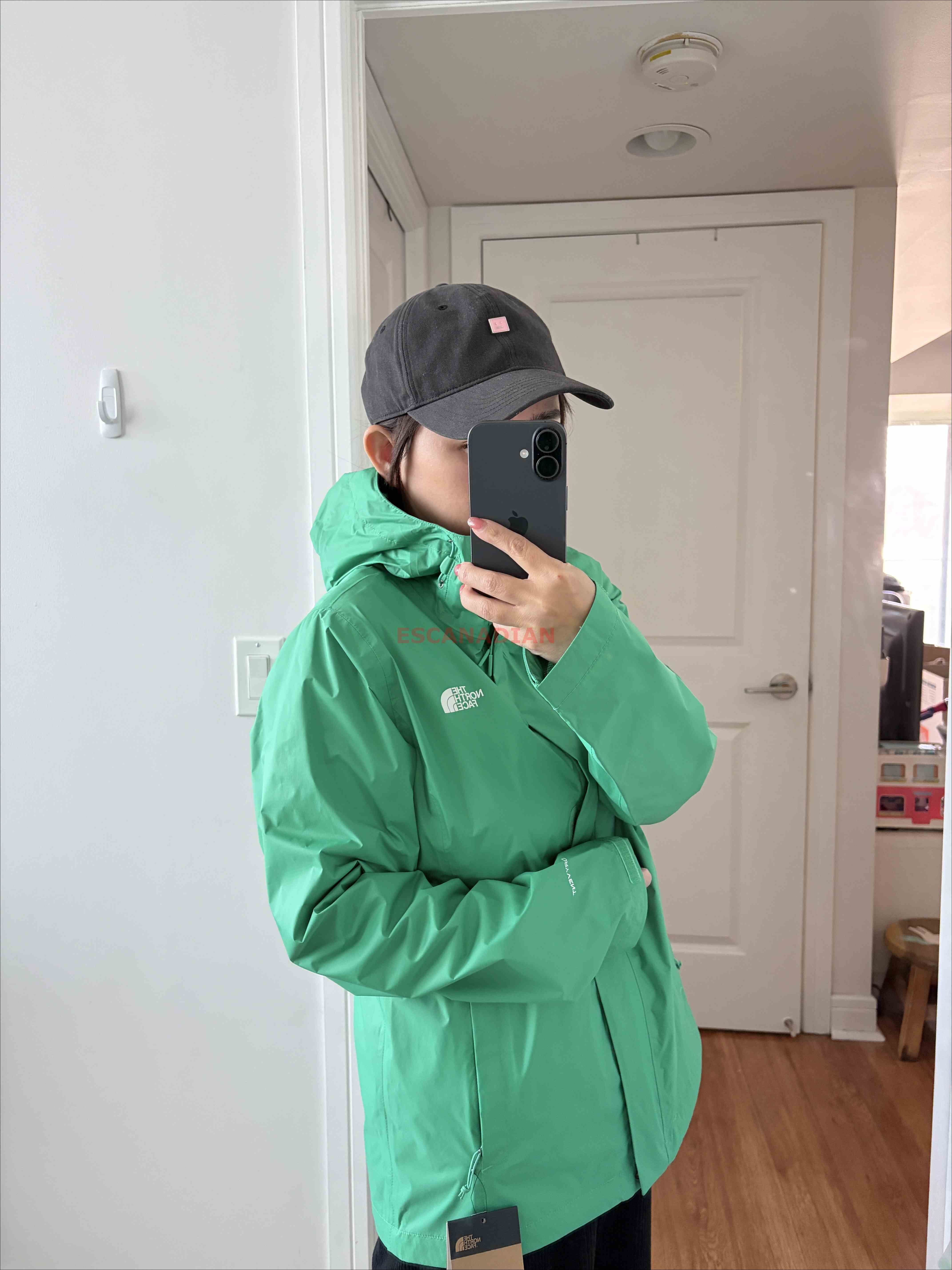 THE NORTH FACE 女大人 Dryvent面料 多功能 高係數防水 防風 可收納 連帽 風衣外套