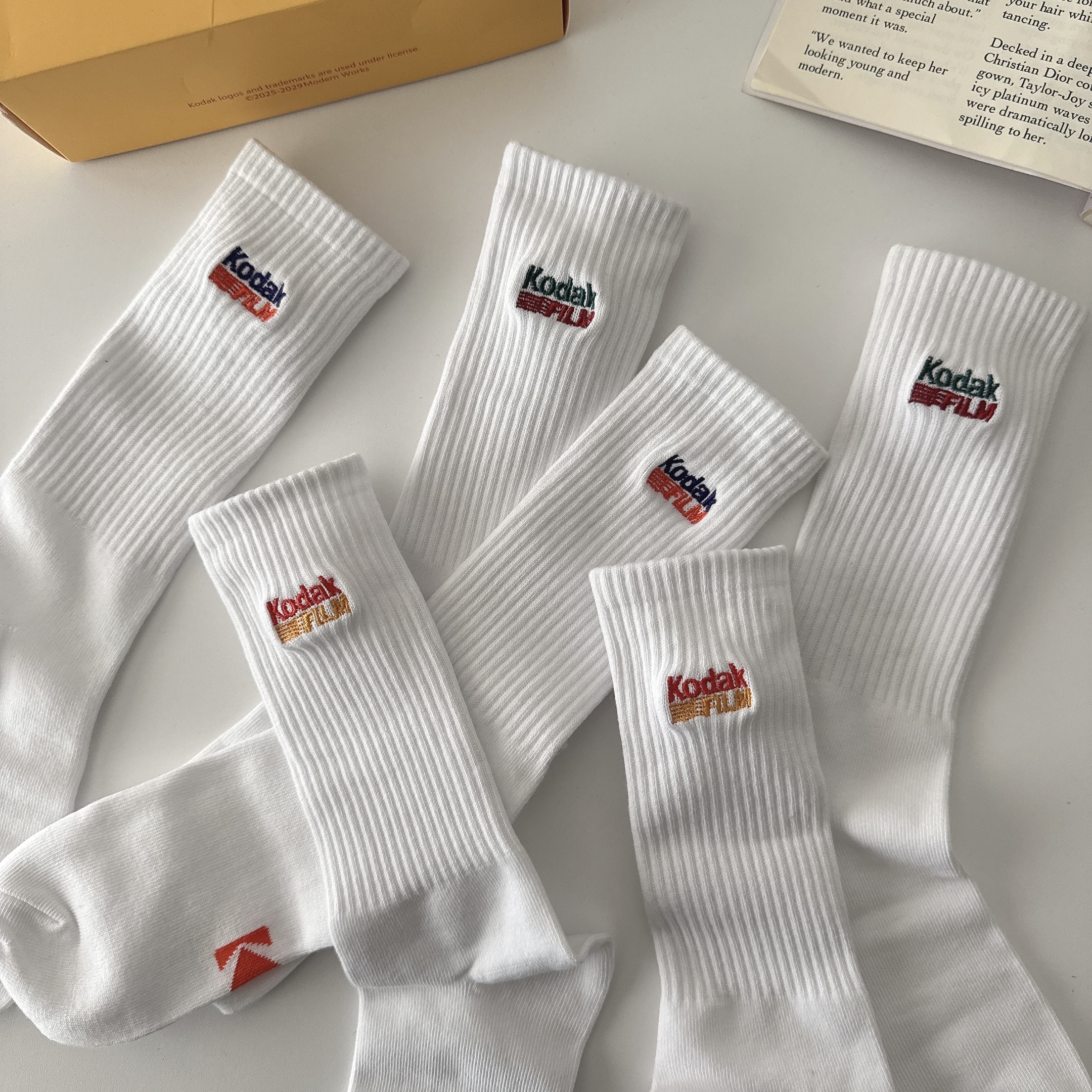 （現貨）韓牌 KODAK 柯達 彩色字母logo 中筒襪 三入組 K6143LSC30