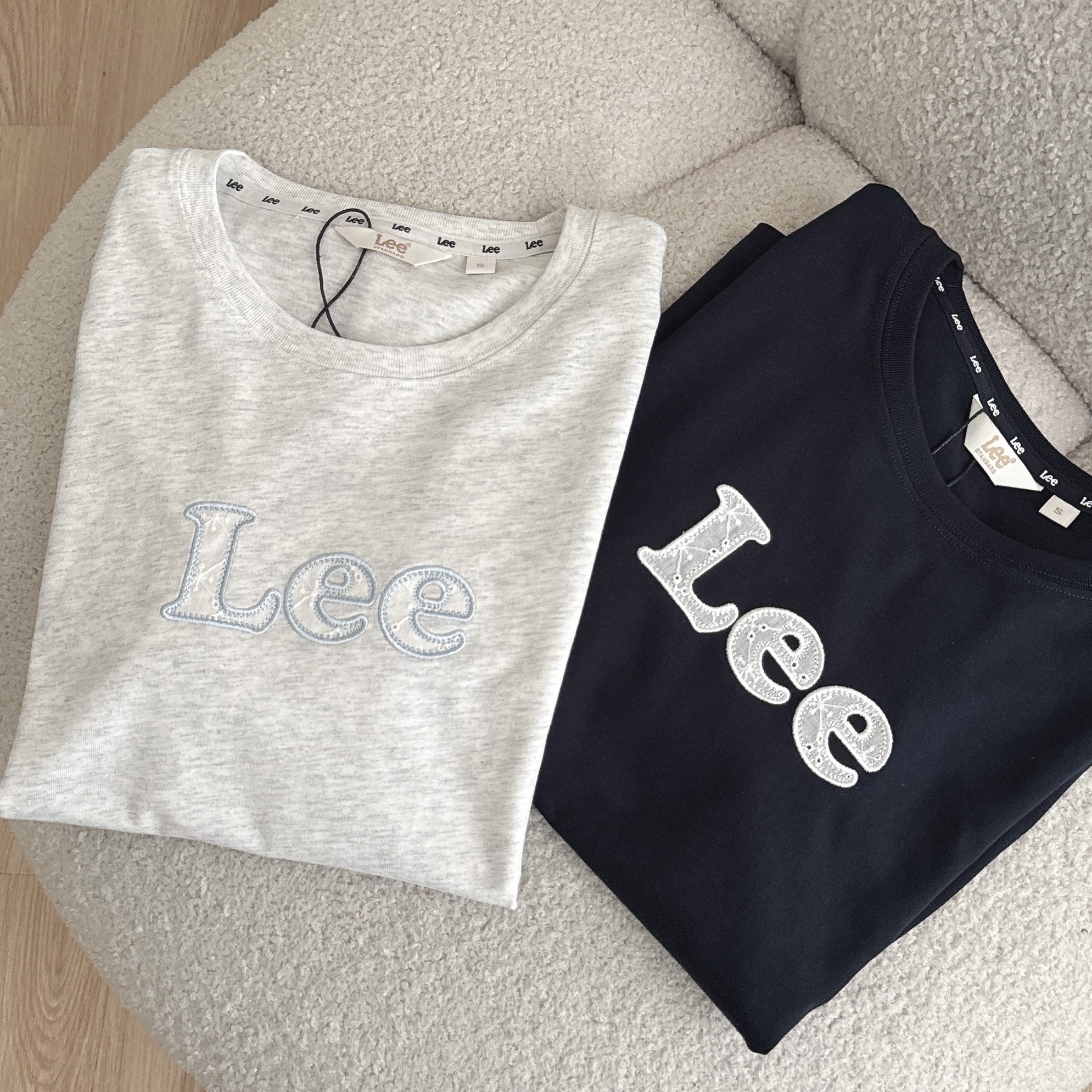 （現貨）韓牌 LEE 刺繡 蕾絲貼花logo 短T LE2602ST62