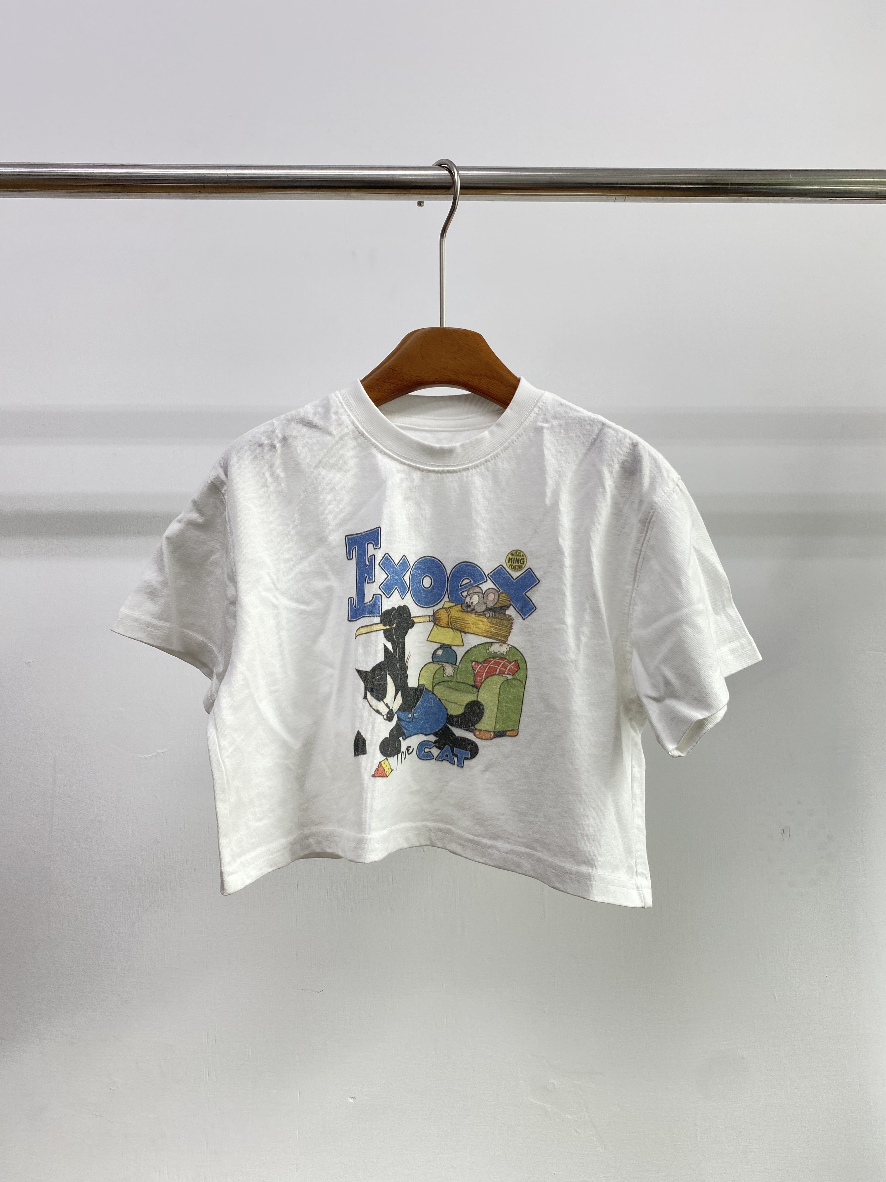 A04739菲力貓插畫上衣