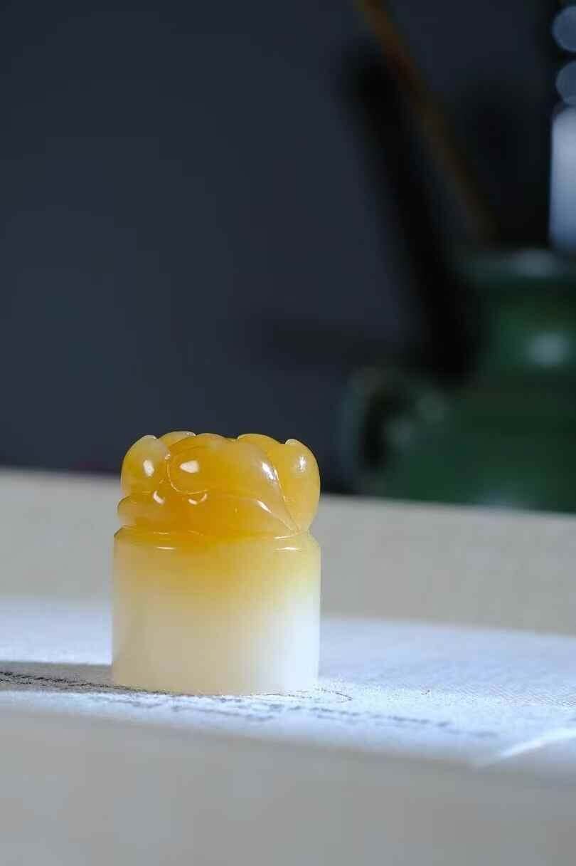 32475 和田玉糖白蓮花印章/掛件