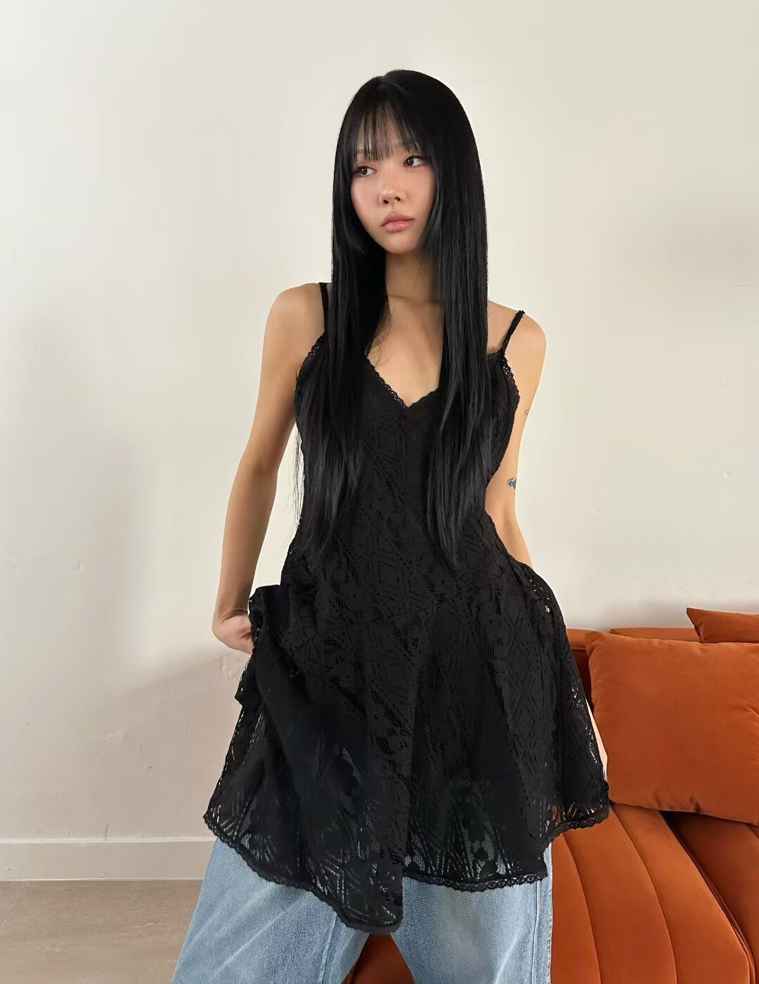 吊帶V領不規則蕾絲布背心