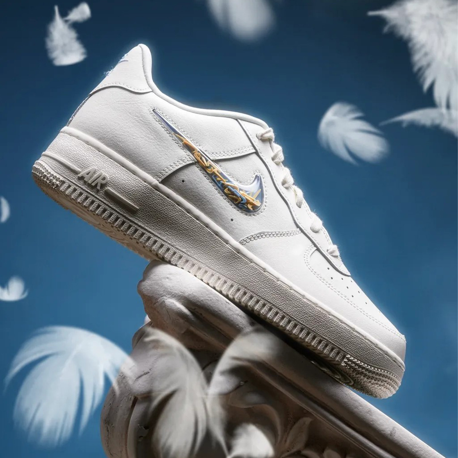 NIKE AIR FORCE 1 流沙 小勾 果凍勾 立體 奶油白 女休閒鞋 IM6697-141