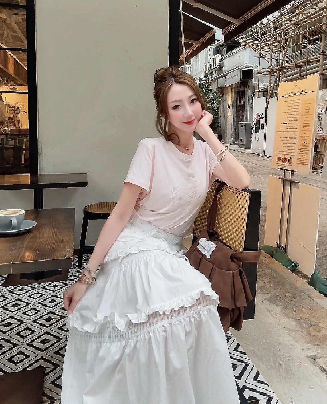 *BJ2 MADE SERIES* THE BABY COTTON EMBROIDERY FLORAL SCRUNCHIE LACE PINKY TOP／TEE  260330