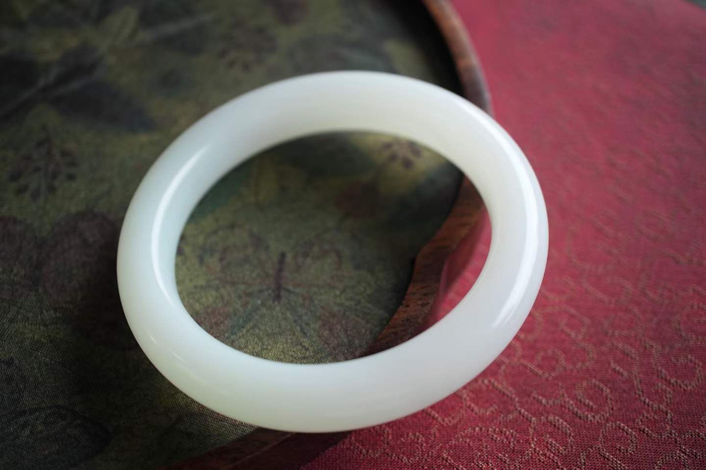 324418 56.3mm和田玉羊脂白玉平安鐲 (56-58)