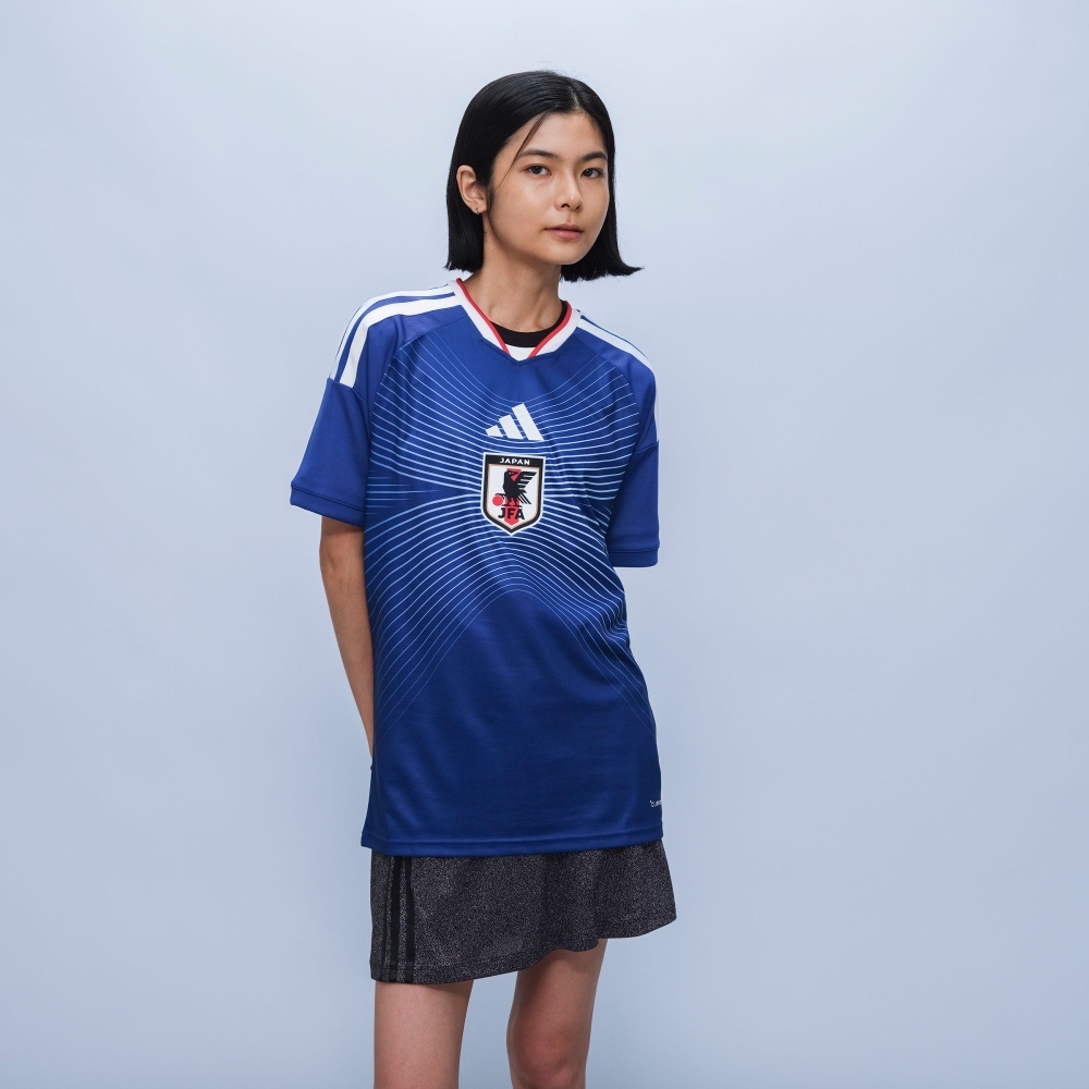 男女款 ADIDAS X FIFA JFA H JSY 藍色 球迷版 世界盃 日本隊 足球 聯名款 吸濕 排汗 球衣 短T【KD3345】