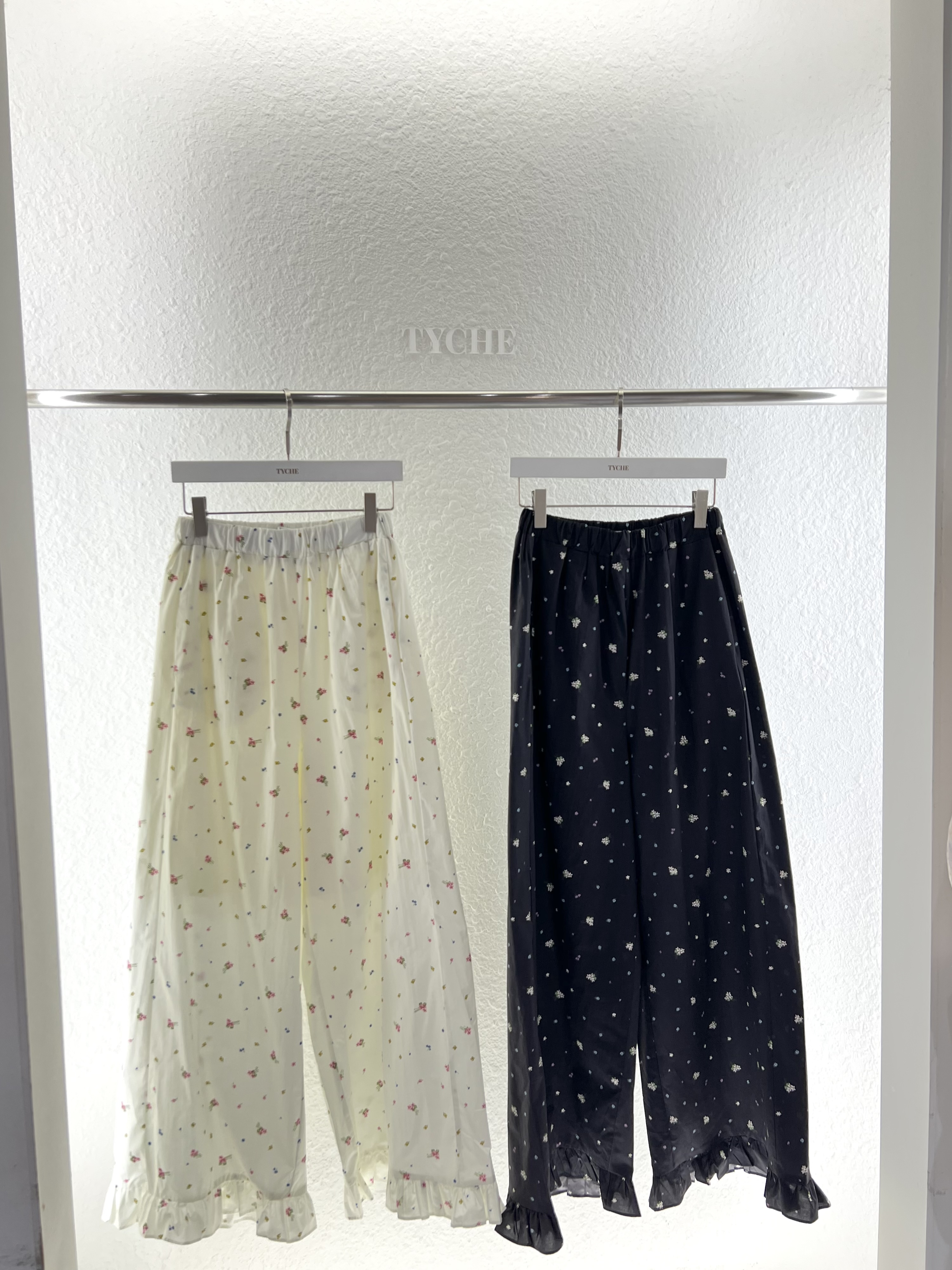 🎈K6126  ▶️碎花長褲 👉W:62-96cm H:106cm L:100cm