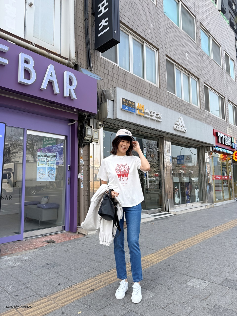 正韓質感水鑽冰淇淋T (白)