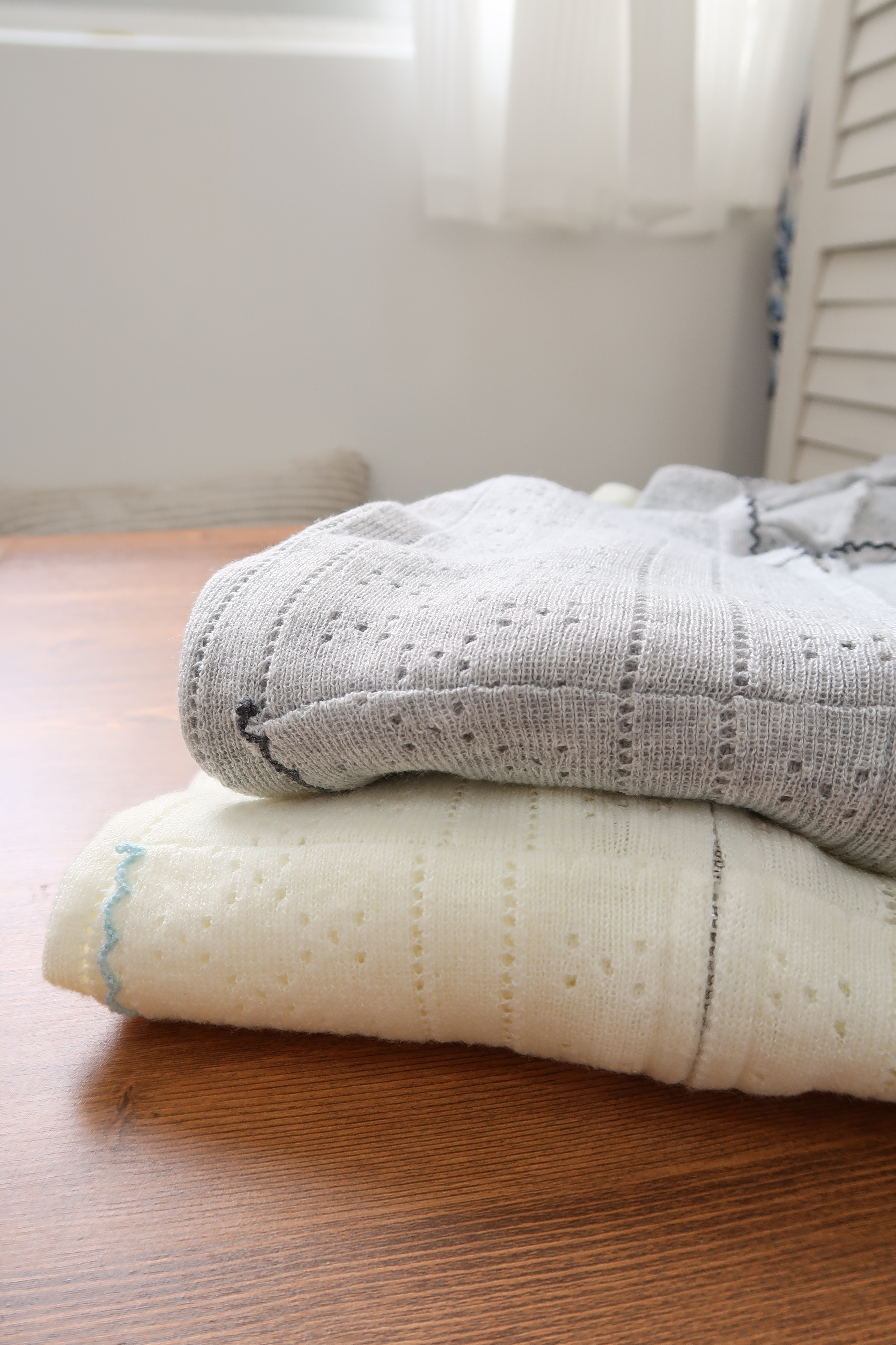 26S/S 春夏新品 軟糯薄針織有帽外套