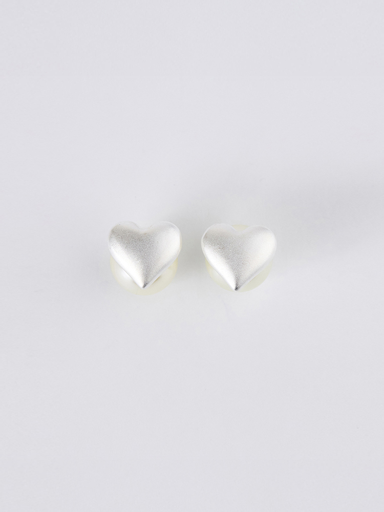 愛心珍珠耳針耳環