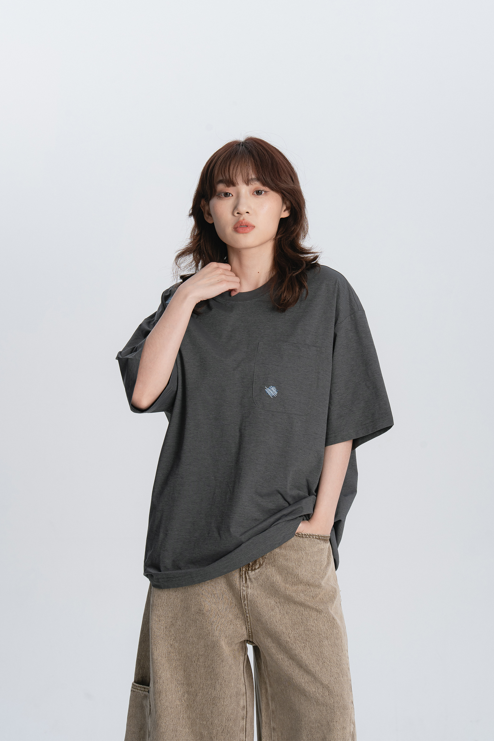 Fresh Start｜線條小刺繡短袖t 2色