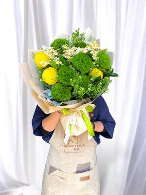 W - 綠毛球花配小雛菊花束_38001