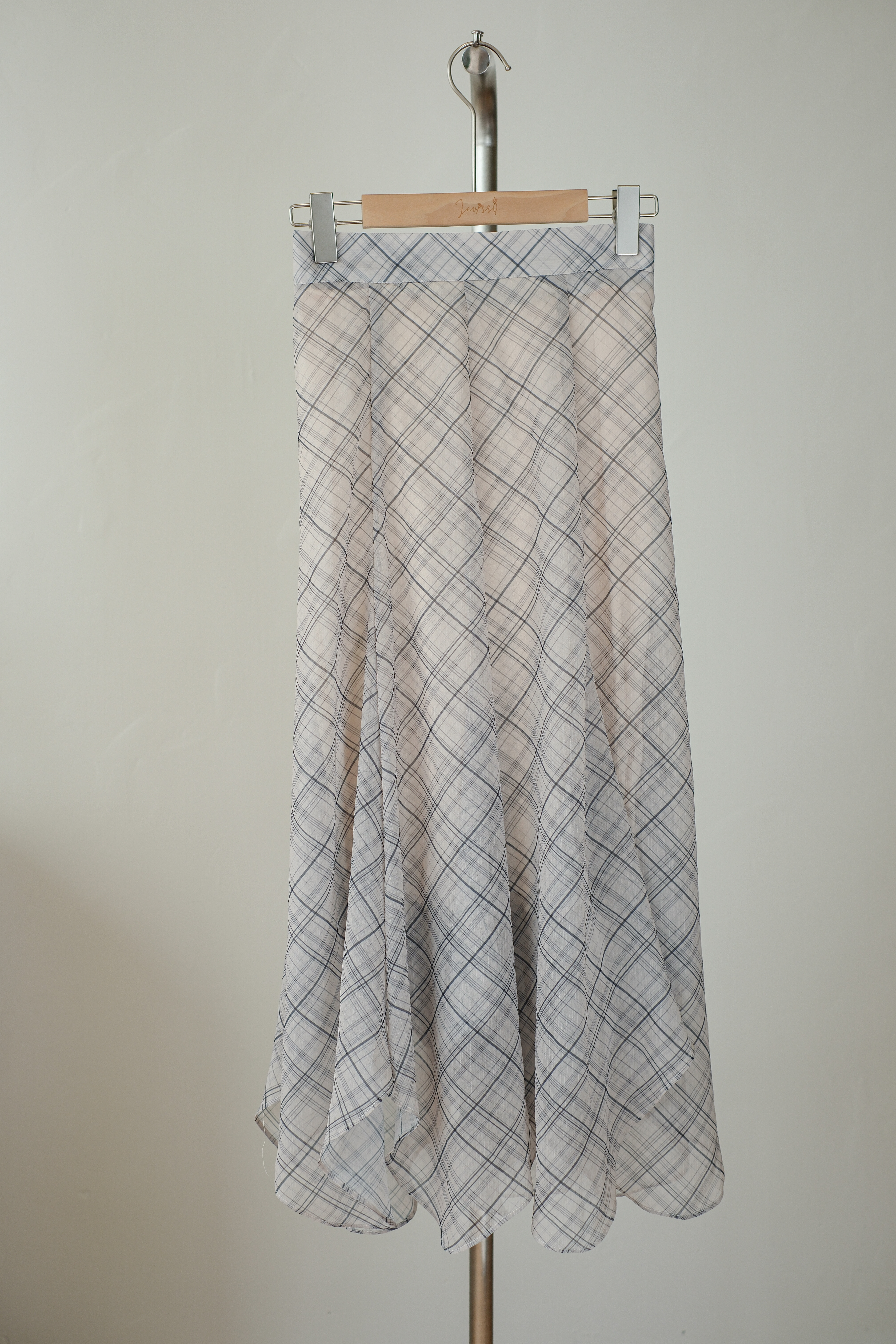 混色格紋垂墜感飄飄半身長裙 (米白/黑) BT478