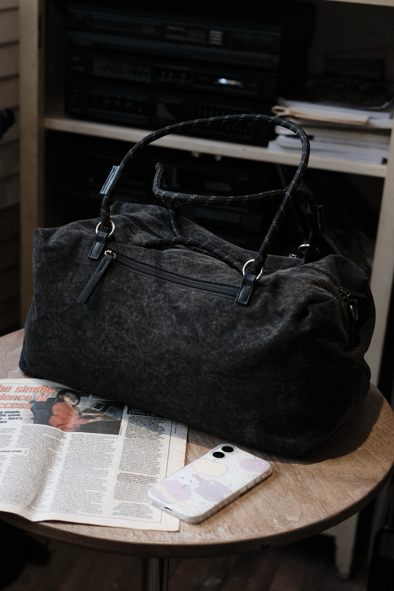 代購-小眾品牌 雙提繩 復古單肩斜挎包 帆布 旅行包 苔岩褐