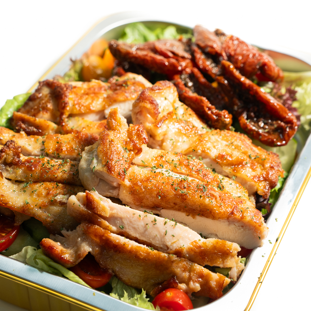 西凱撒·烤雞扒·油浸蕃茄·菜沙律