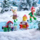 [S] DISNEY ICE-SKATING WINNIE THE POOH SERIES, SZZ1132 (SZZ1132)