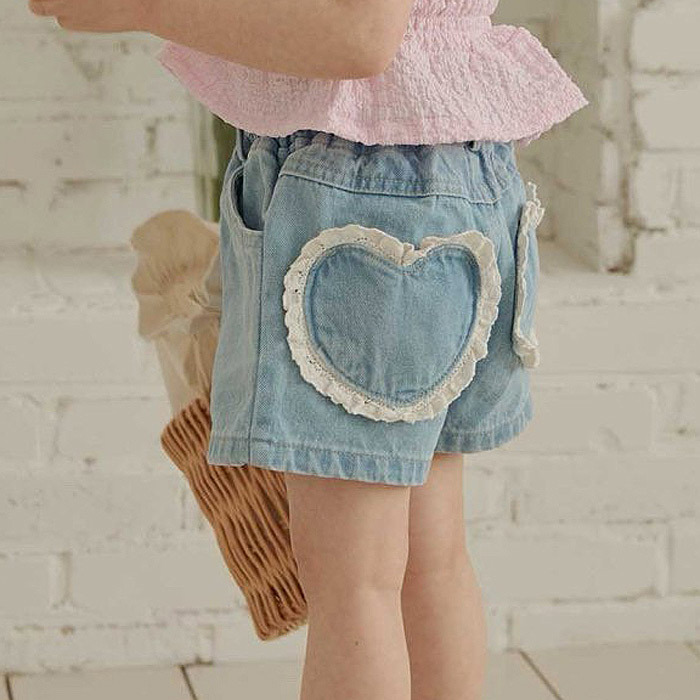 正韓夏MELIKEY 奶油愛心口袋牛仔短褲
