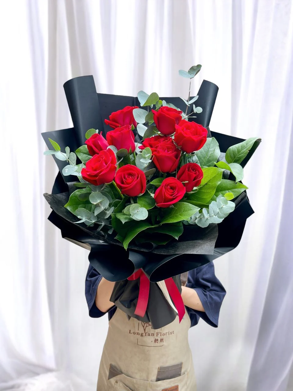 W - 11枝玫瑰經典紅黑_RS45011