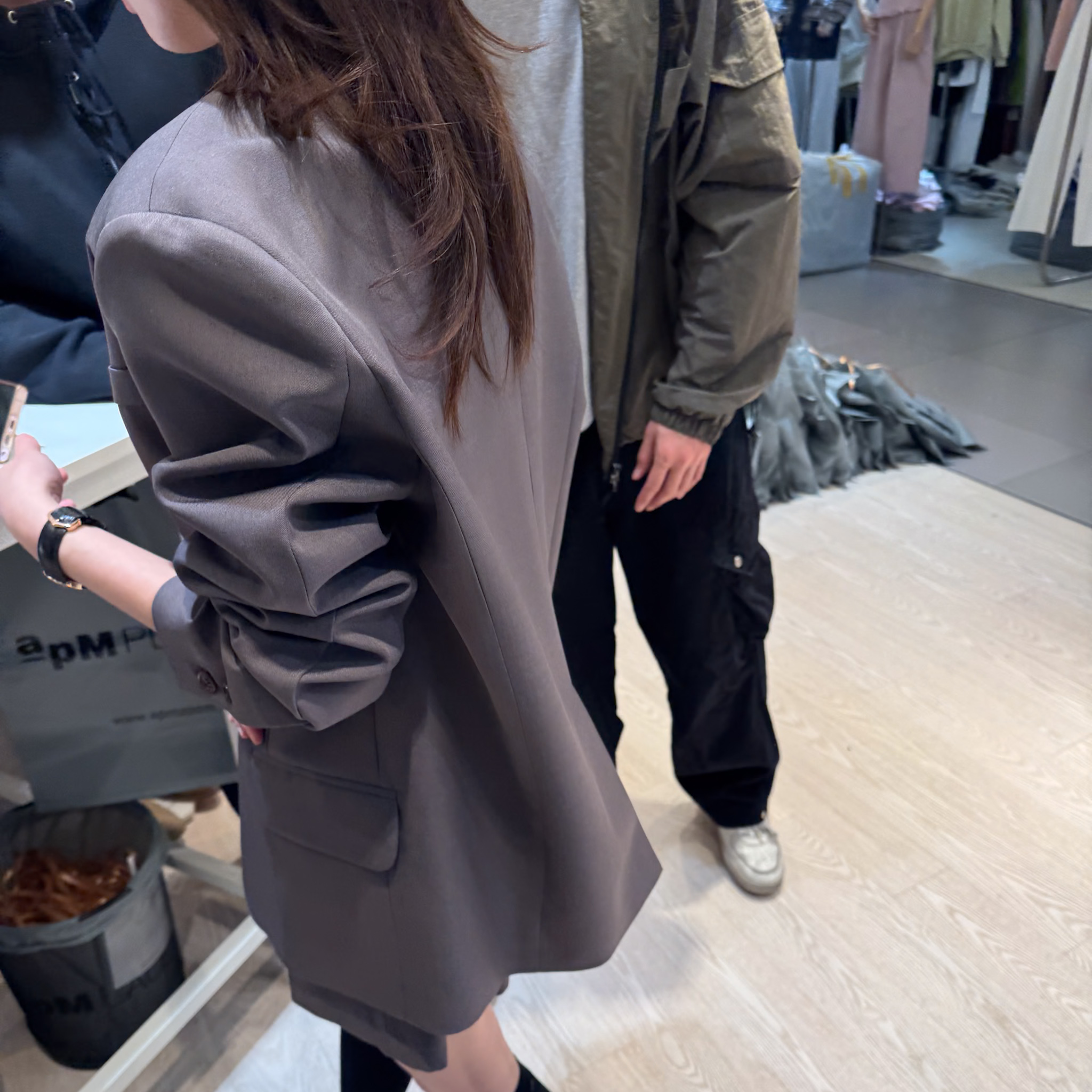 A03開春都要來一件漂亮滑順西外(榛果灰棕)