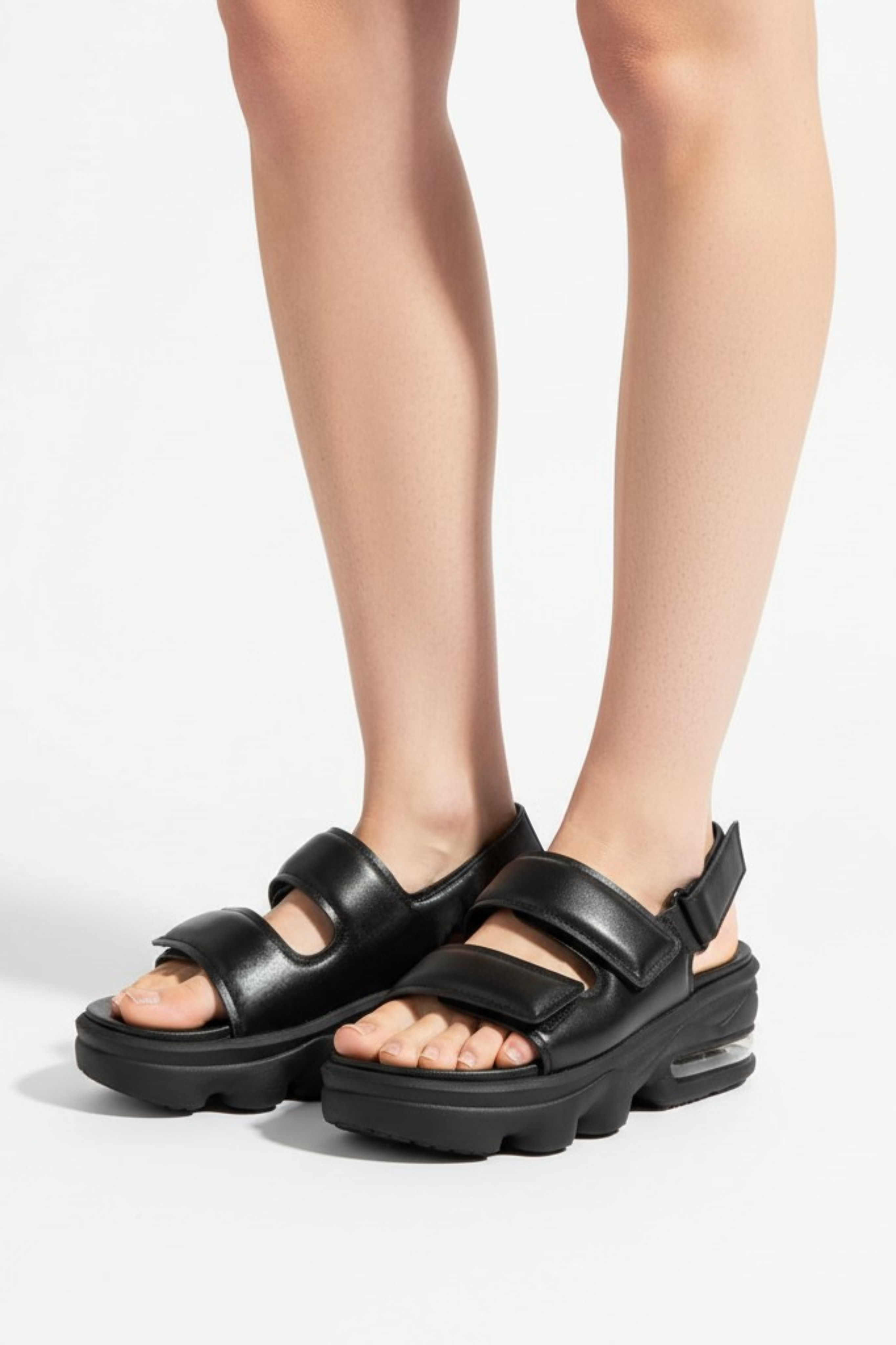 Air Rocks 蓬軟厚帶氣墊鞋