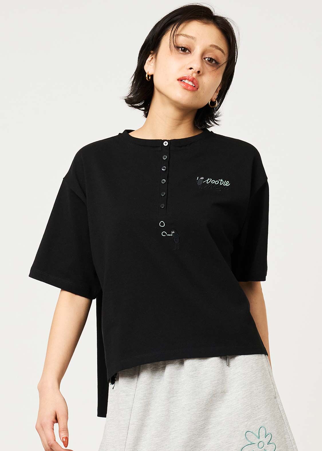 日本預訂 graniph GH Magic Paint Beautiful Shadow | Henley Neck T-Shirt