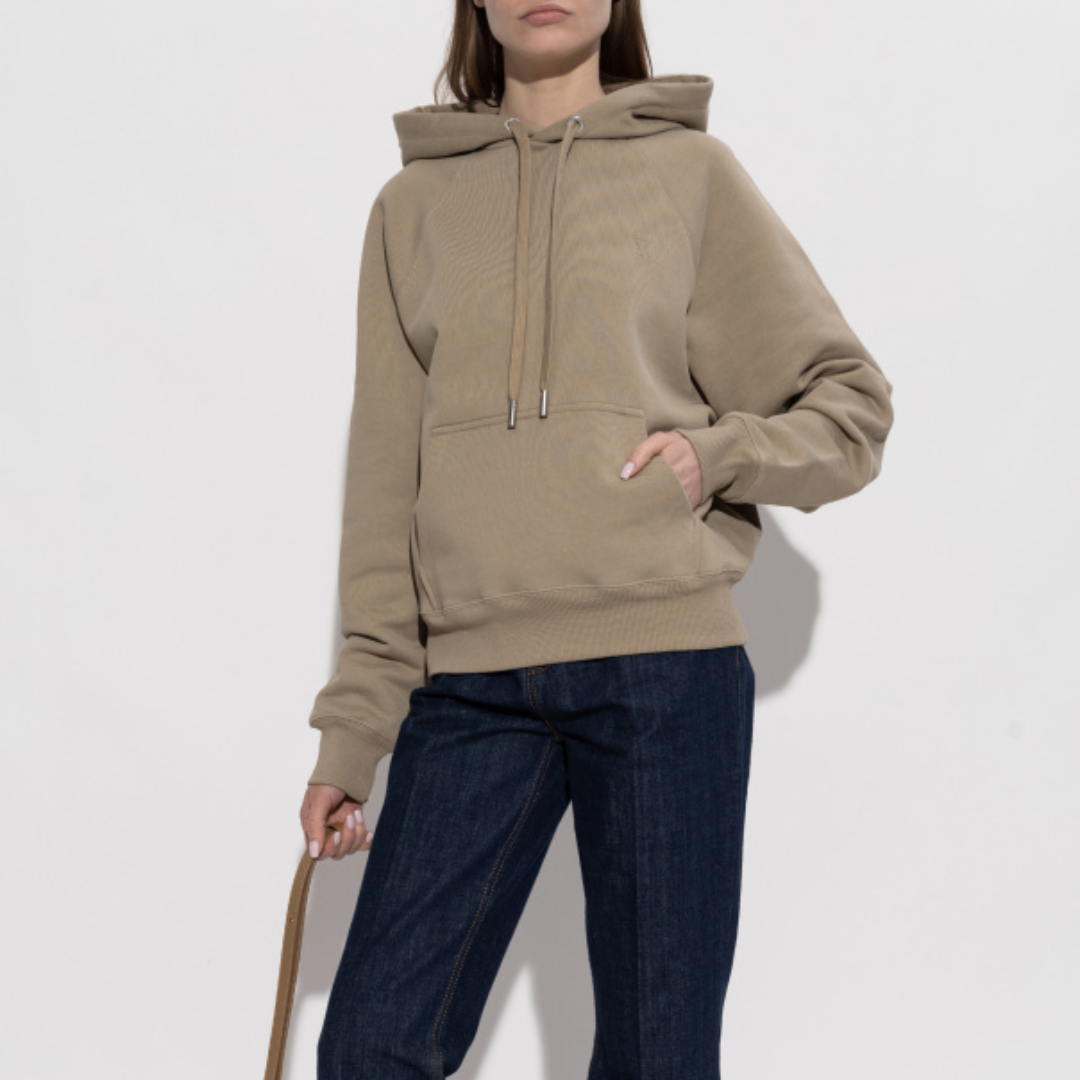 1FF0101-437 [AMI PARIS] Sweatshirt Beige (SS26) #USW758.747.A036 (C-EU-E)