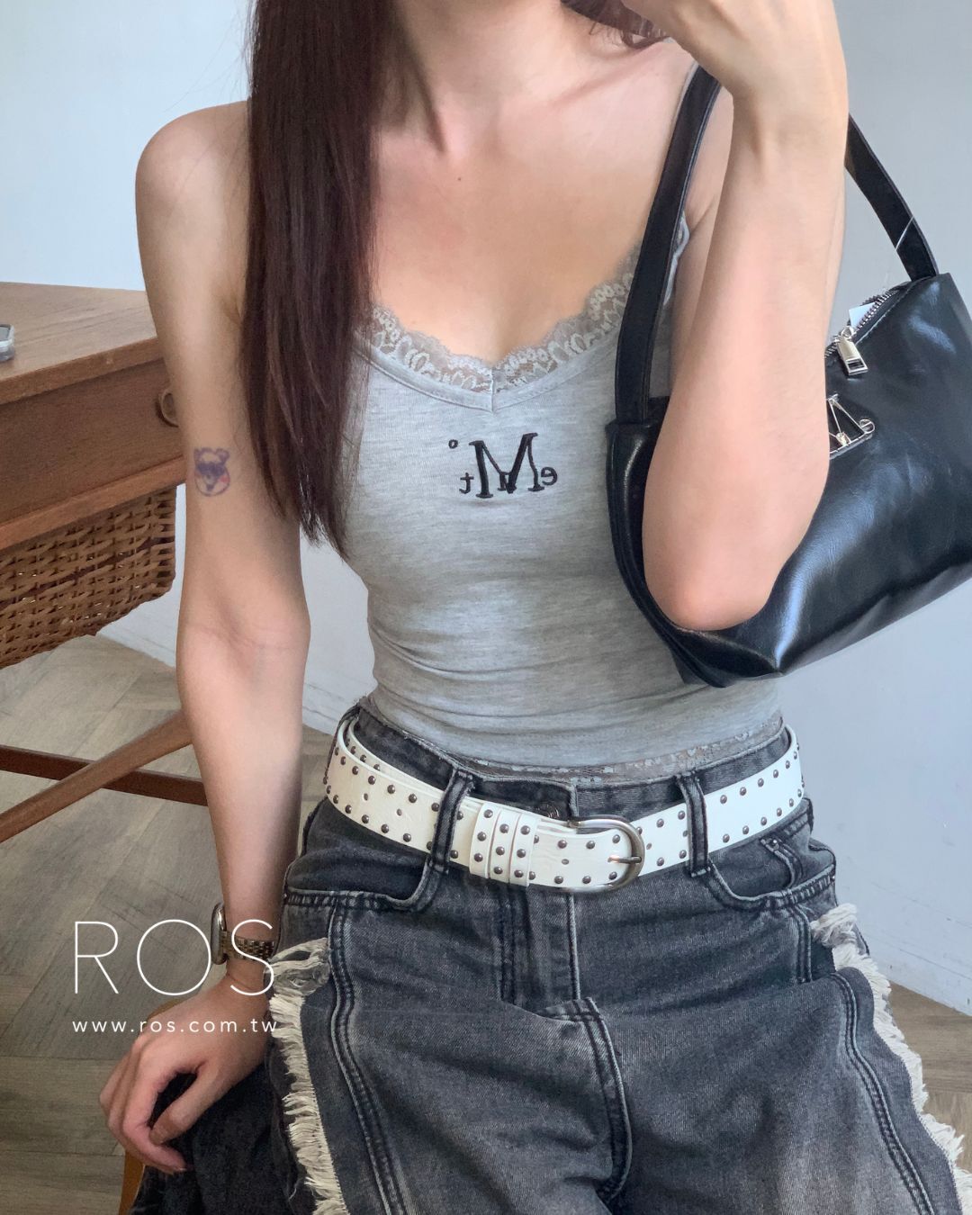 🇰🇷韓國 MUCENT 經典Logo 小蕾絲背心上衣(3colors)