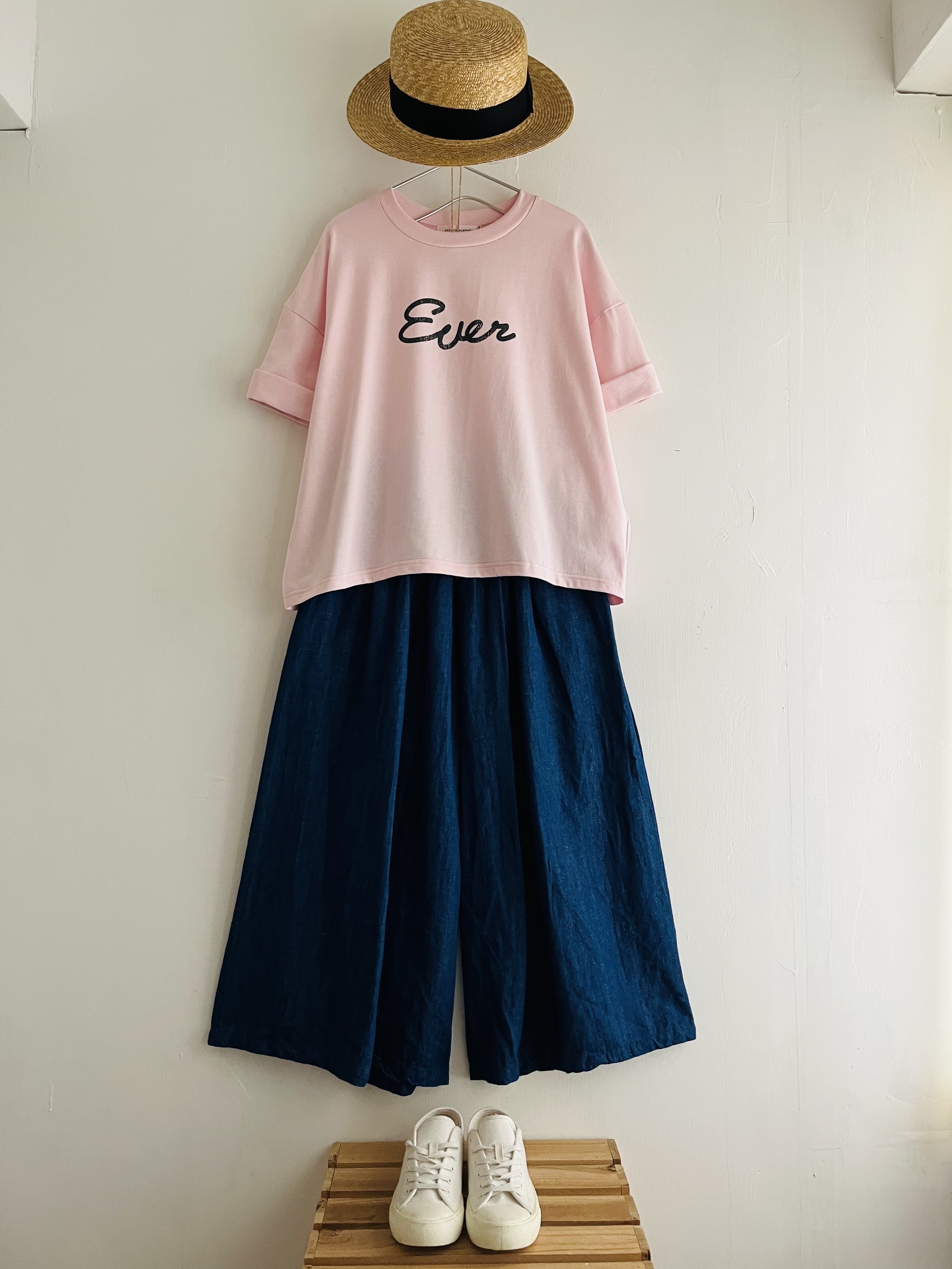 日本製粉紅色圓領tee