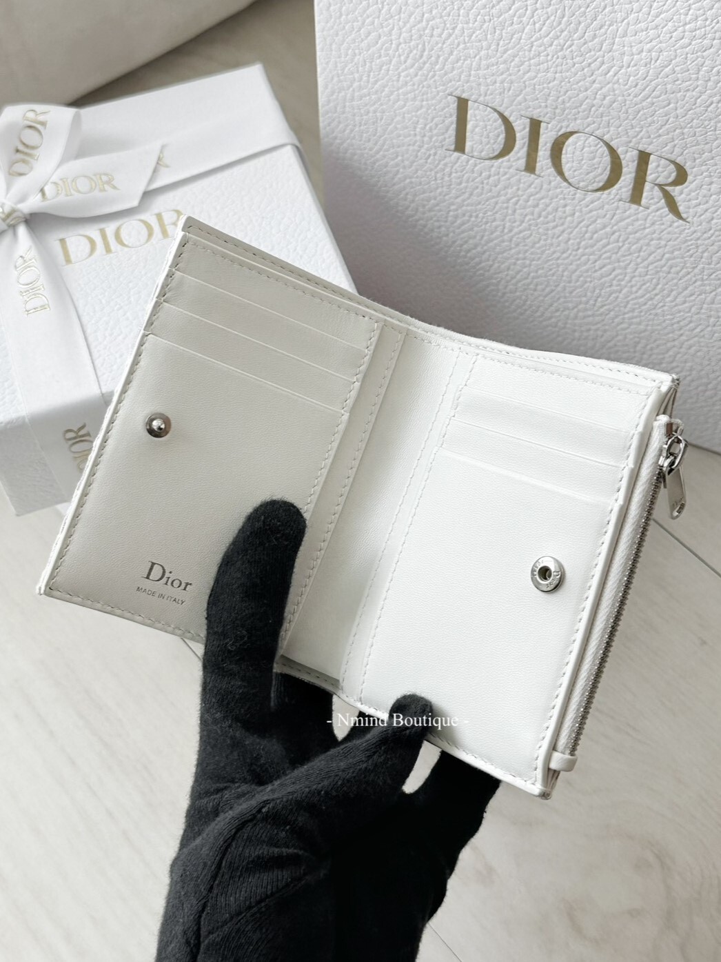 Dior Promenade Dahlia Wallet / Off-white and gray Dior Oblique jacquard