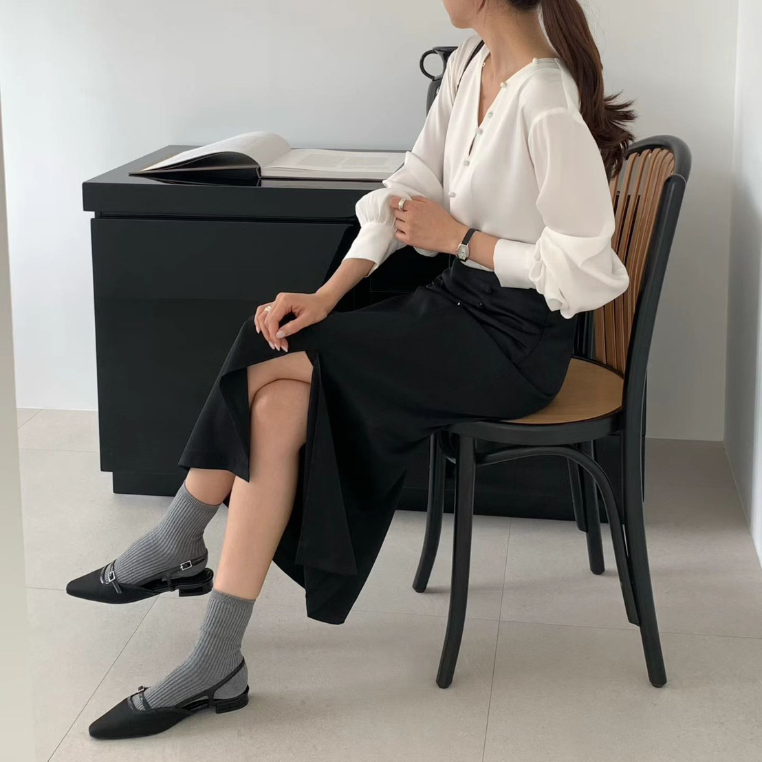 不對稱側排釦開衩造型鉛筆長裙-S-M / 2色