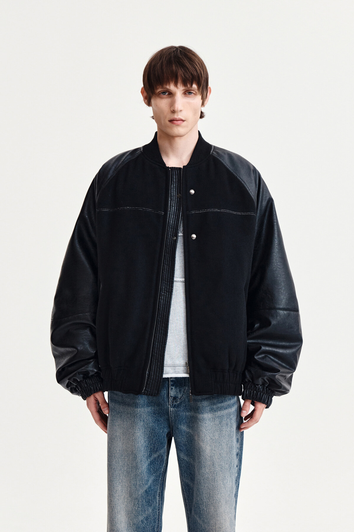 閃鑽鑲嵌標誌皮革拼接羊毛夾克男款 黑色