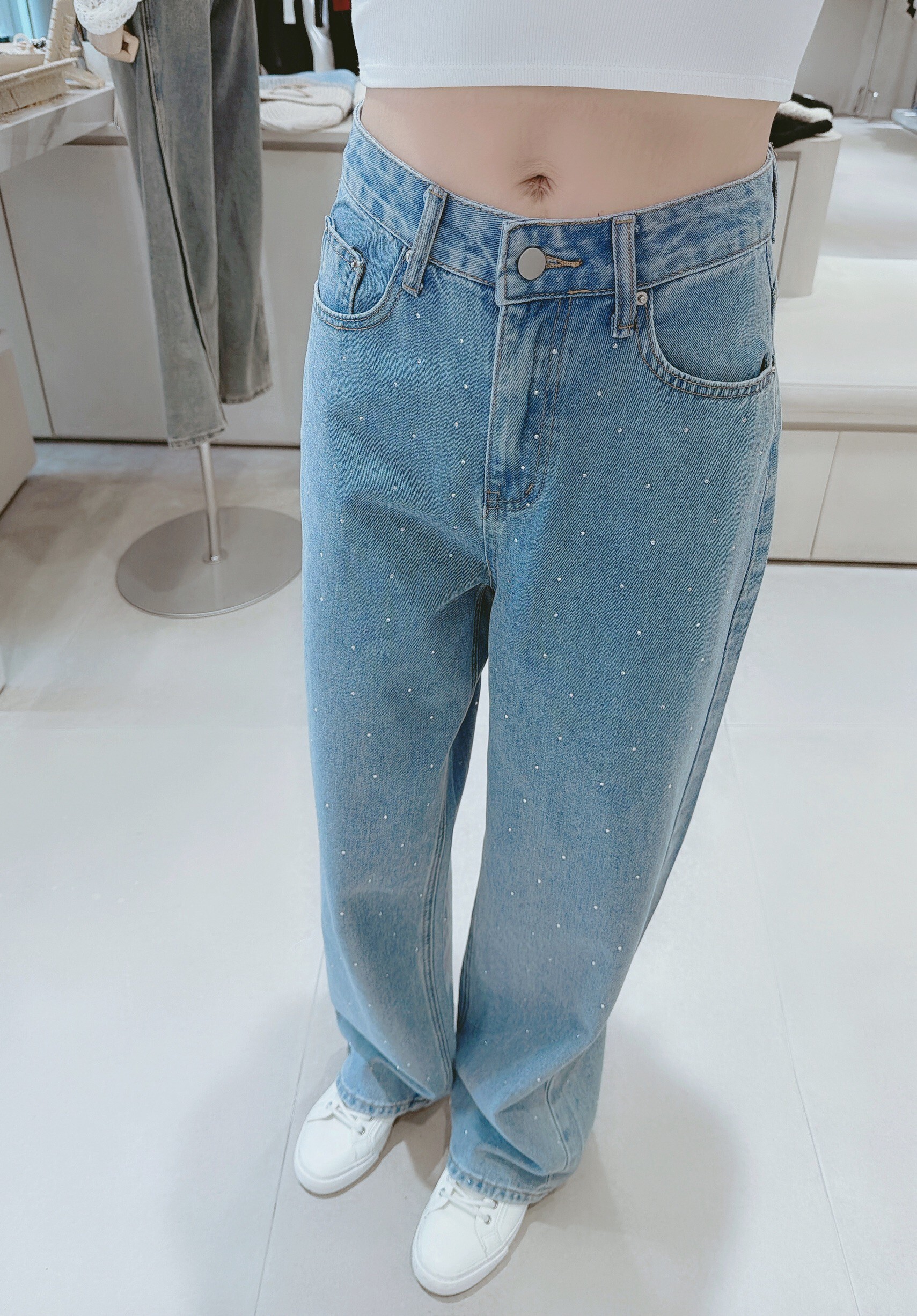 整件燙鑽造型牛仔褲 8876