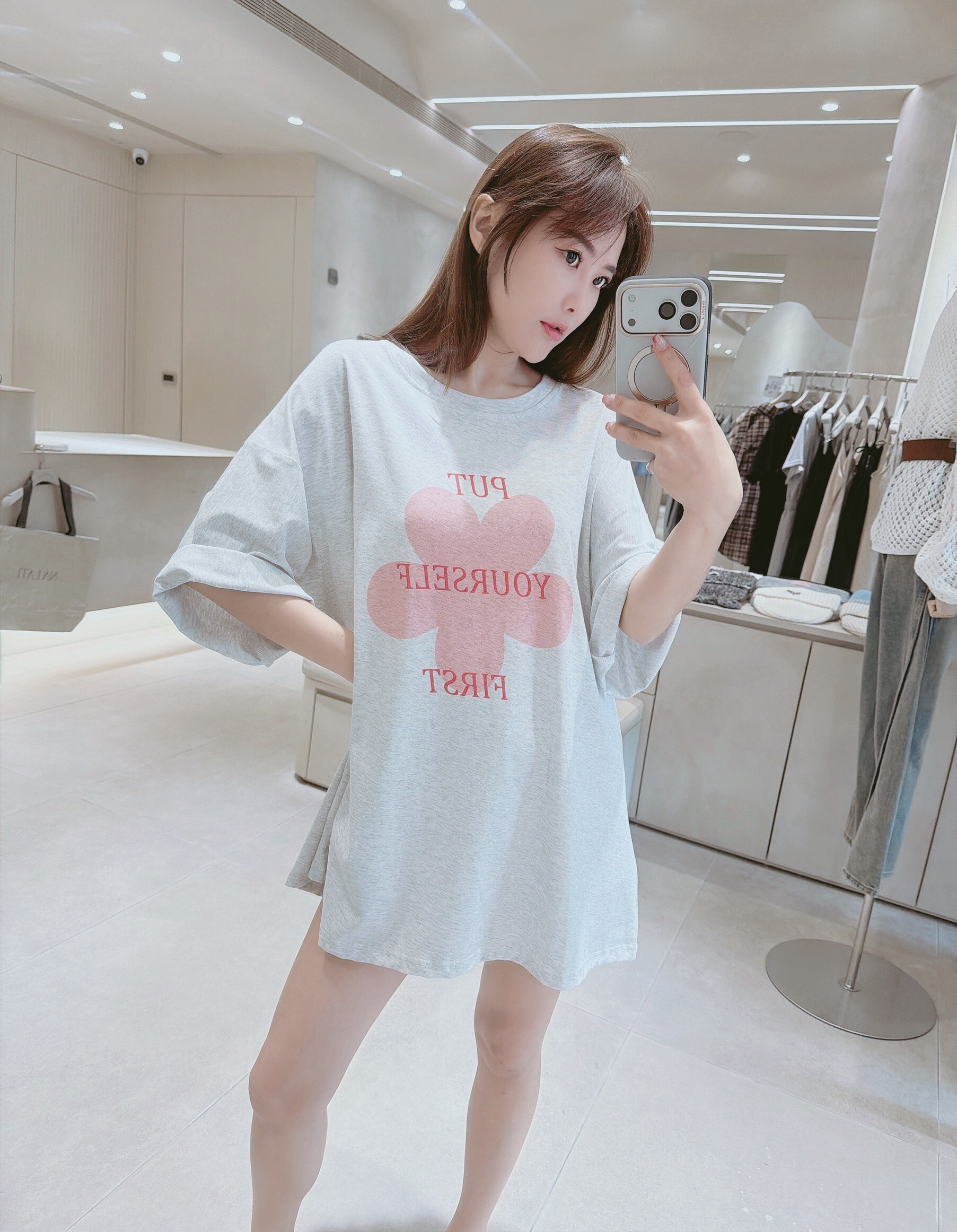 花朵配色字母寬鬆棉質衣