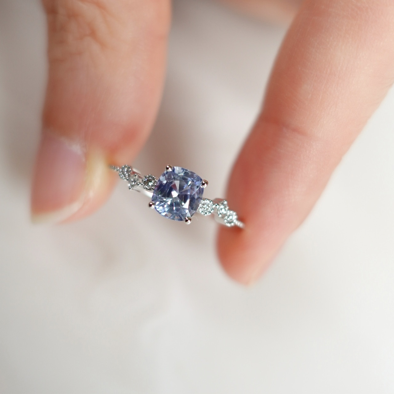 1.16ct天然藍寶石鑽石18K金戒指 (配寶石證書)