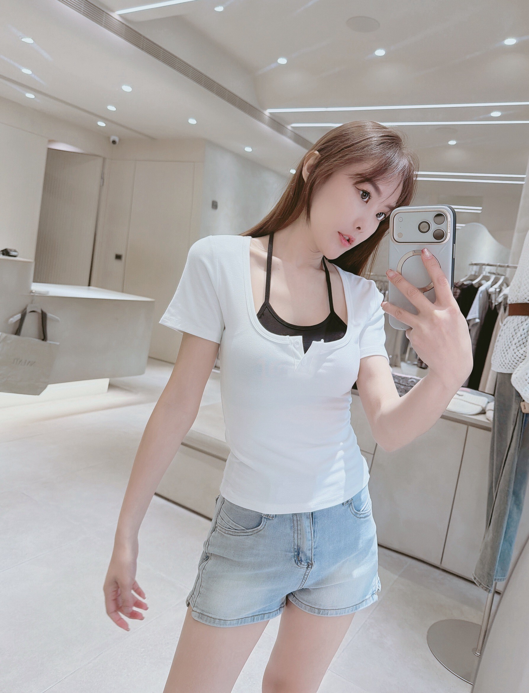 假兩件拼色掛脖棉質衣