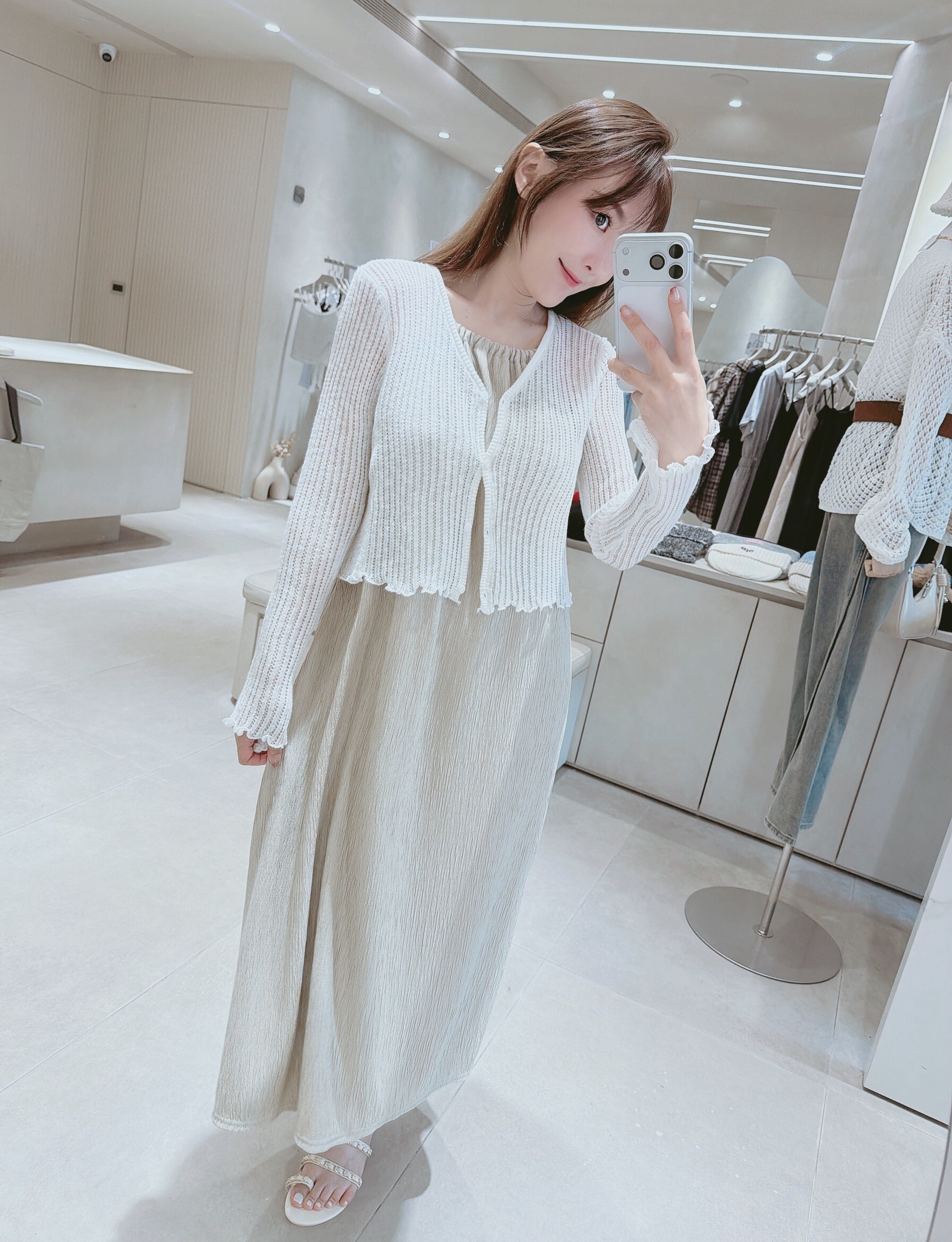 捲邊簍空針織小罩衫