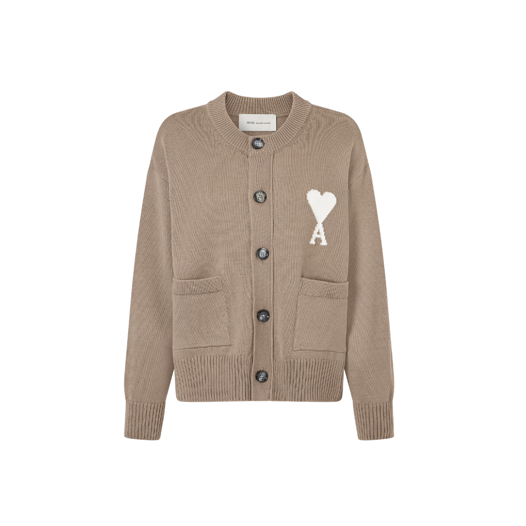 1FF0101-426 [AMI PARIS] Cardigan Beige (SS26) #UKC381.UKN0156.A117 (C-EU-E)